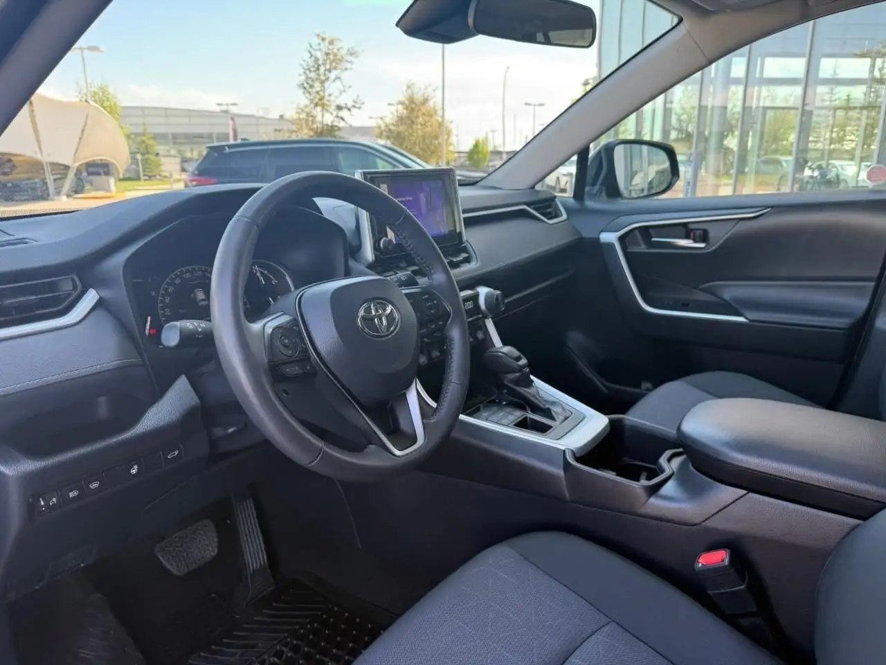 Toyota RAV 4 photo Toyota RAV 4