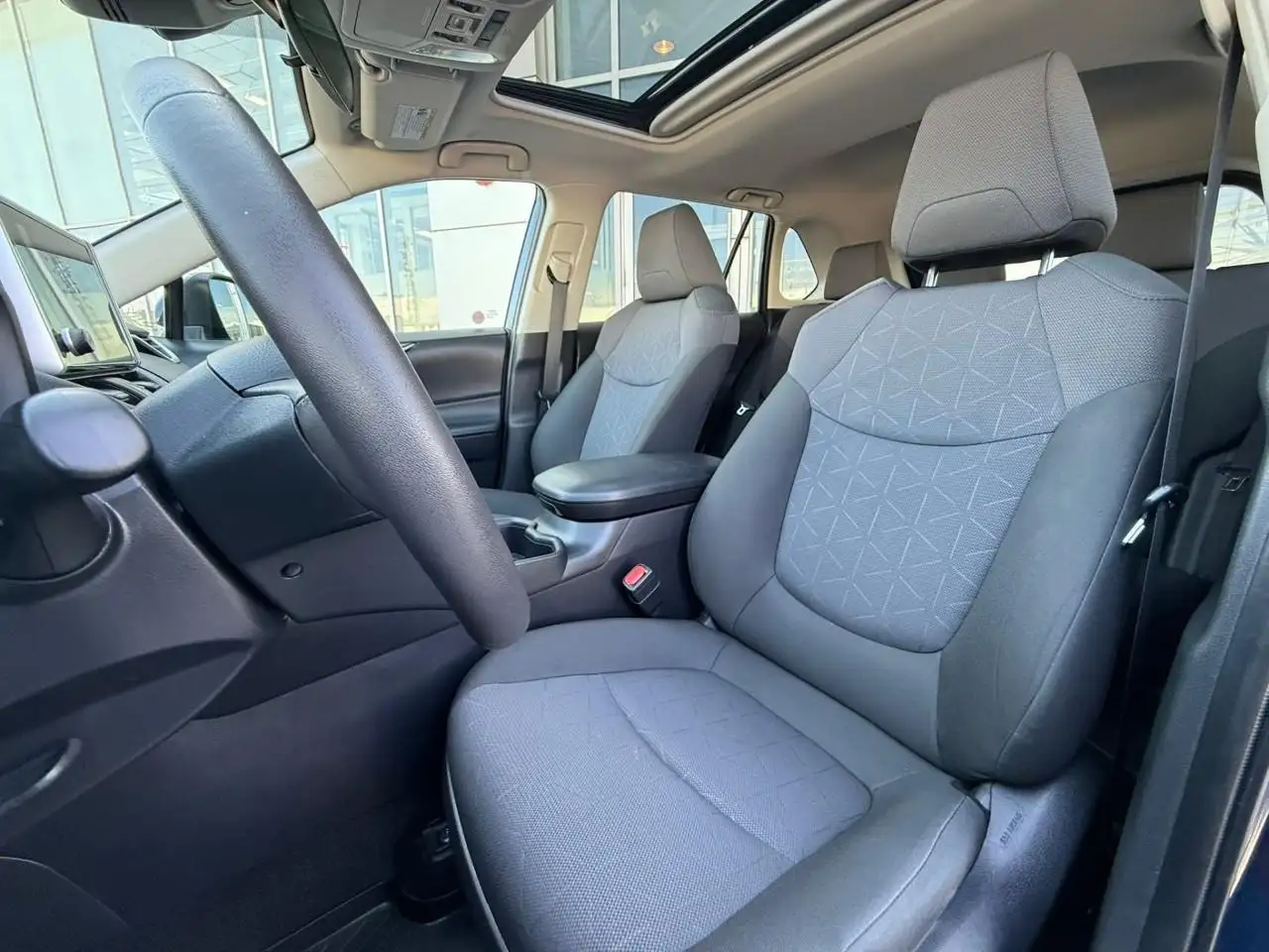 Toyota RAV 4 photo Toyota RAV 4