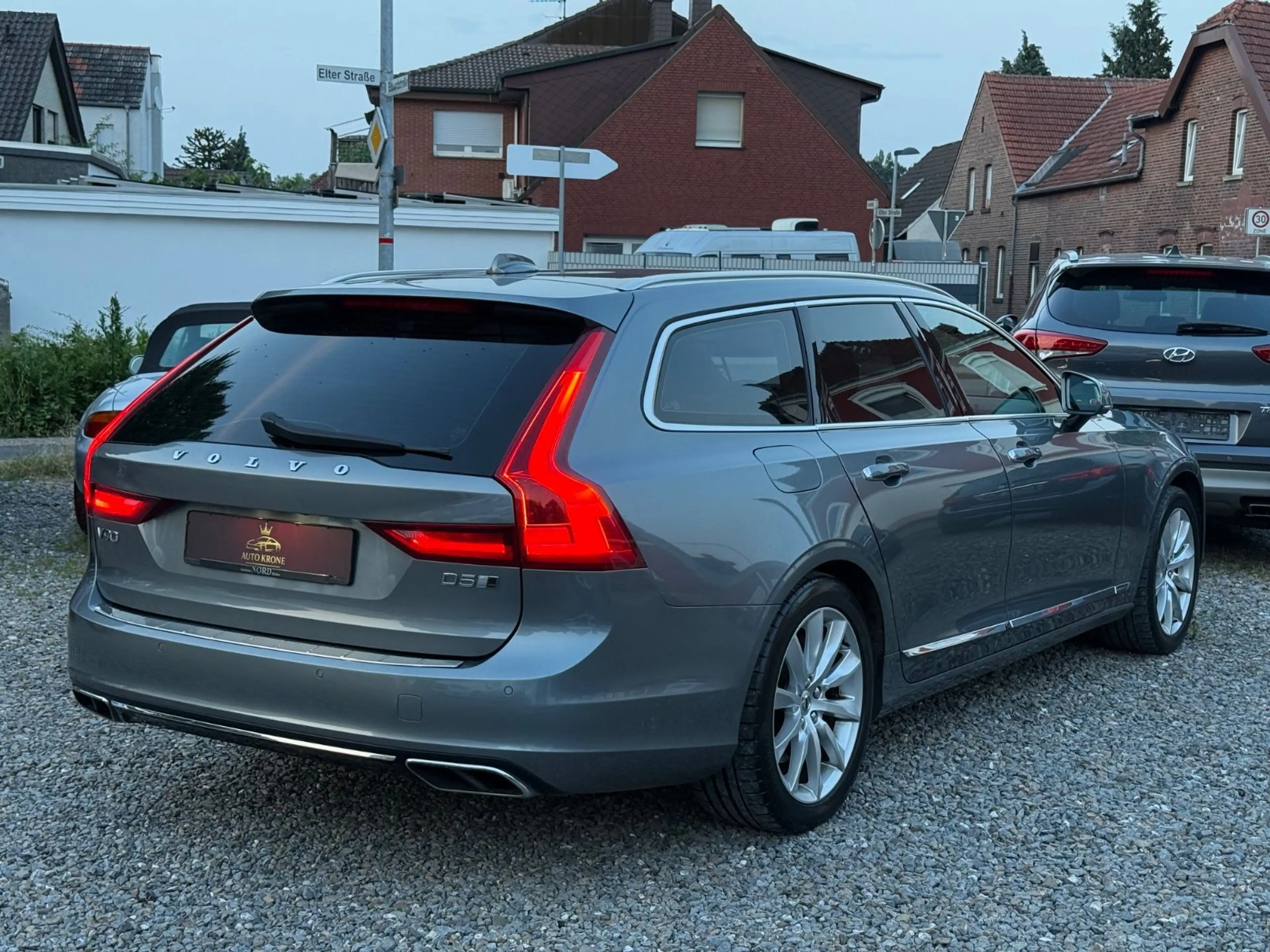 Volvo V90 D5 Aut. Inscription AWD Leder Cam LED 4xSHZ — photo 5