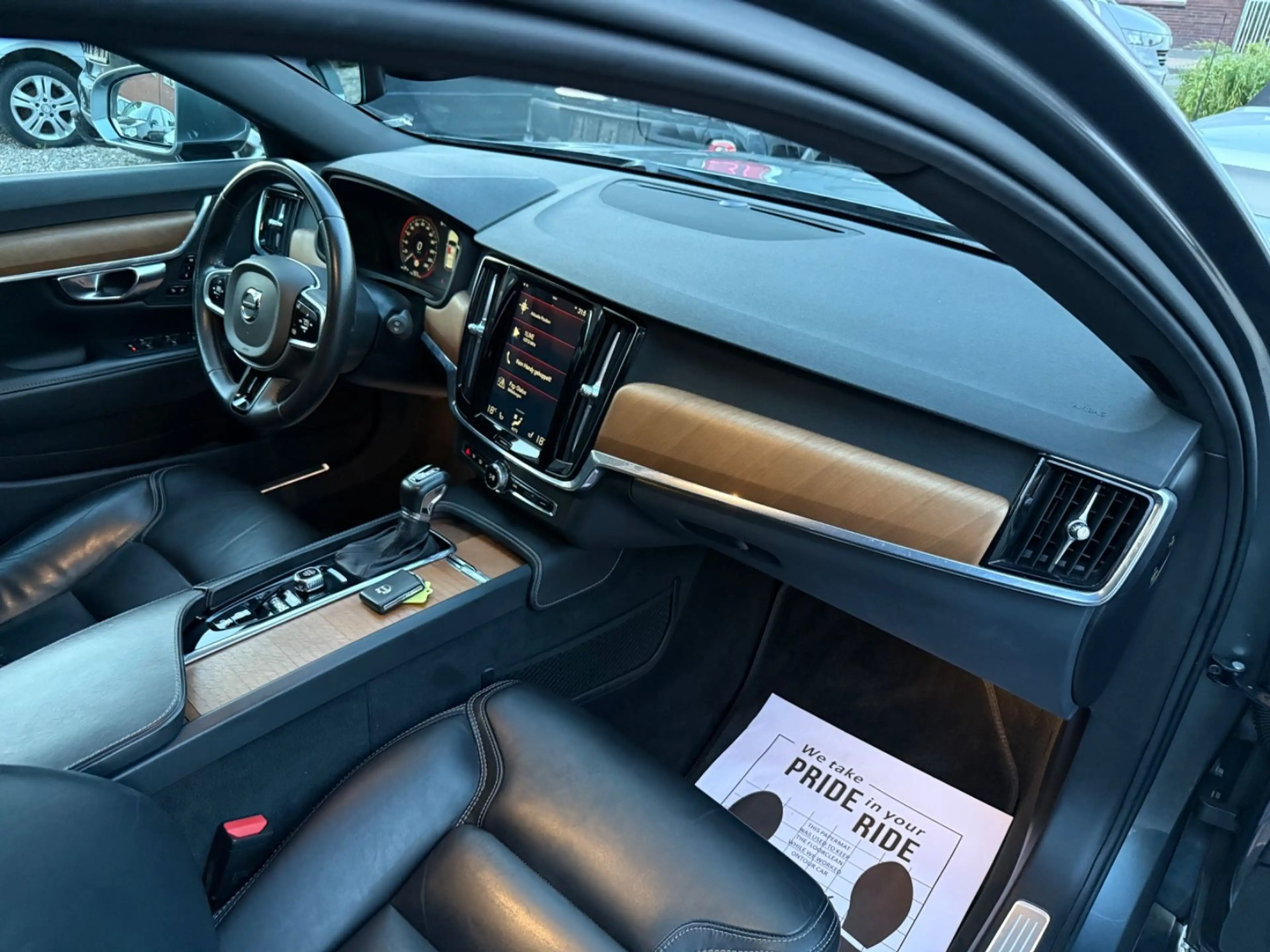 Volvo V90 D5 Aut. Inscription AWD Leder Cam LED 4xSHZ — photo 10