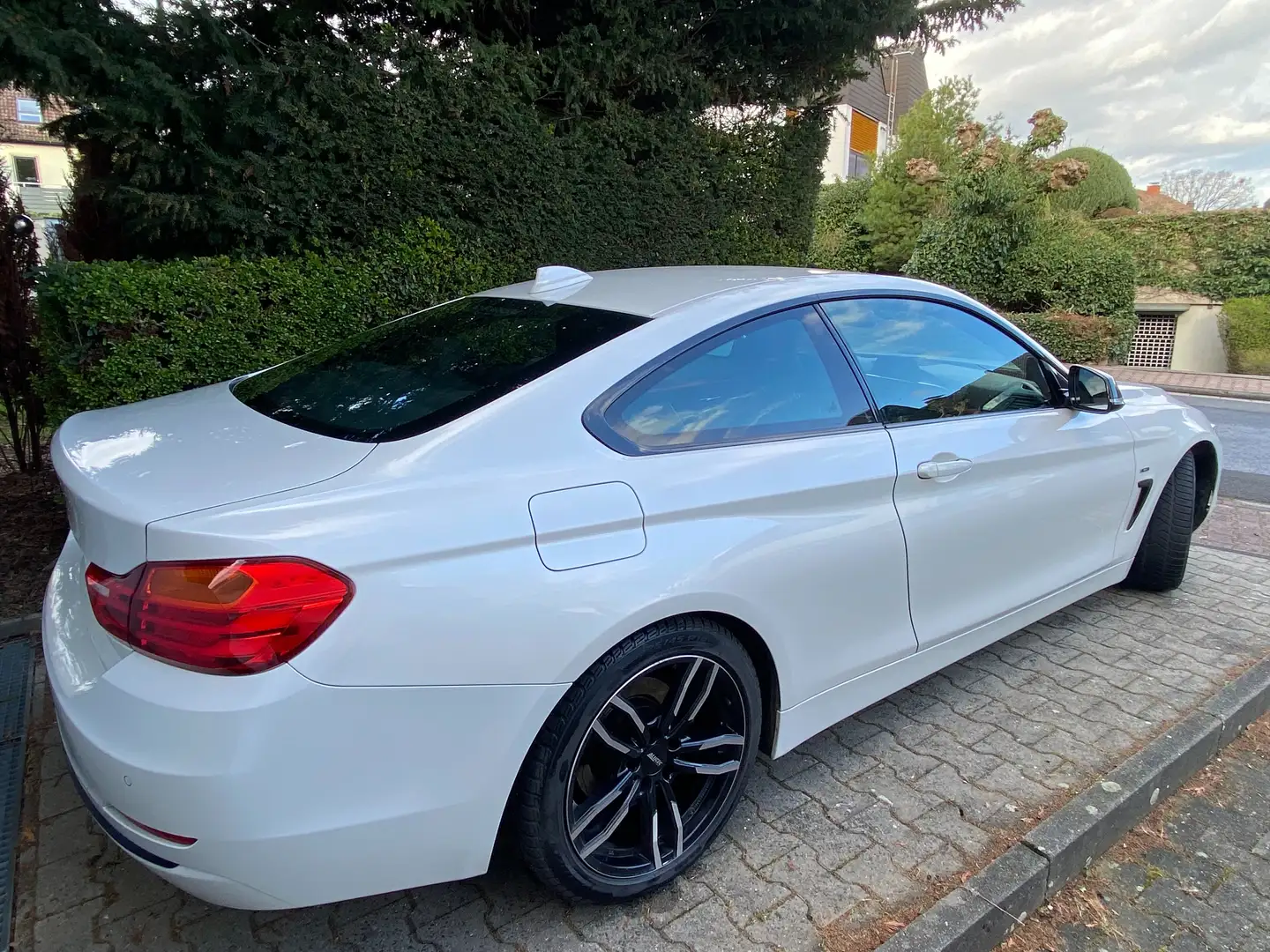 BMW 428 428i Coupe Sport Line Weiß - 2