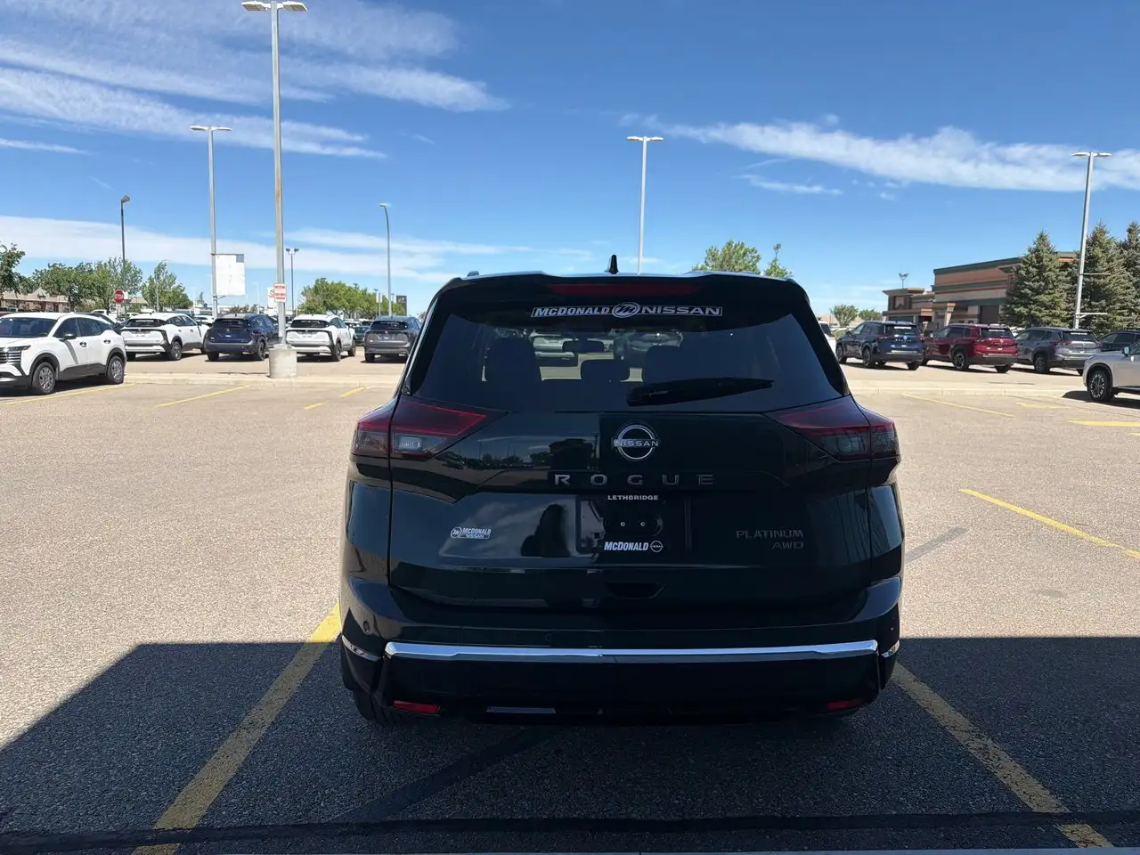 Nissan Rogue снимка Nissan Rogue
