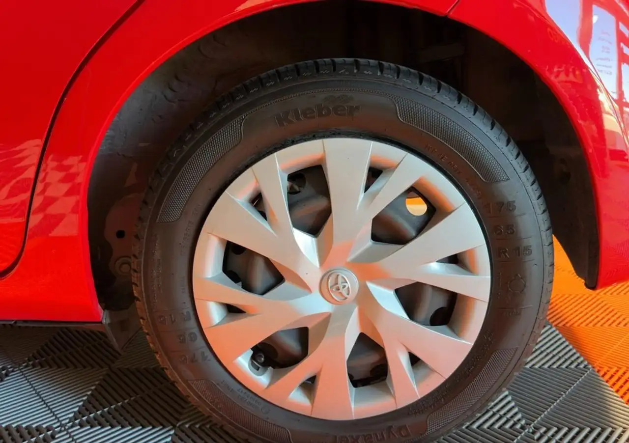Toyota Yaris Yaris — photo 21