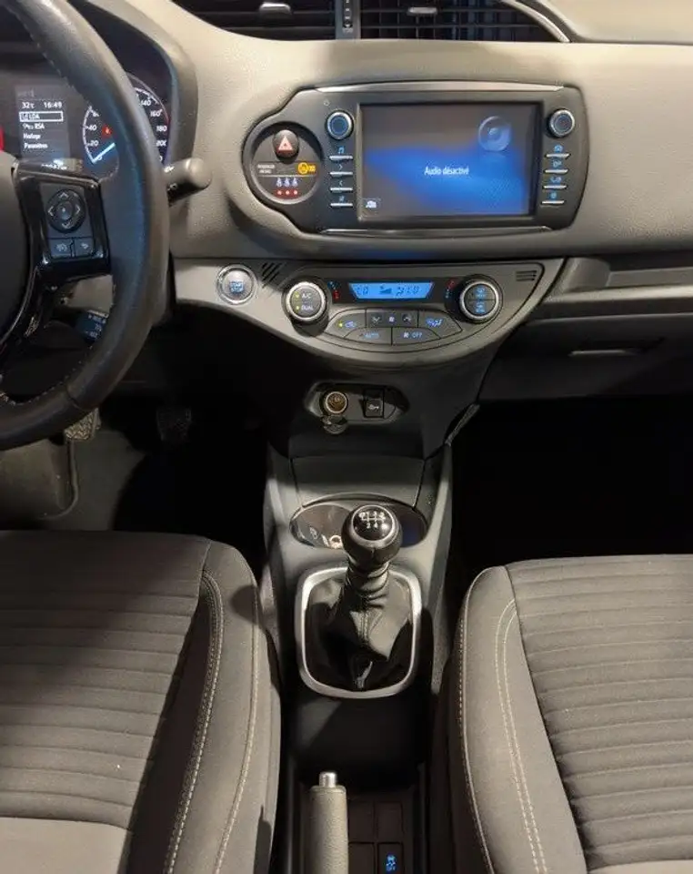 Toyota Yaris Yaris — photo 28