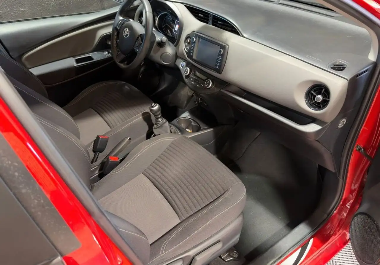 Toyota Yaris Yaris — photo 27