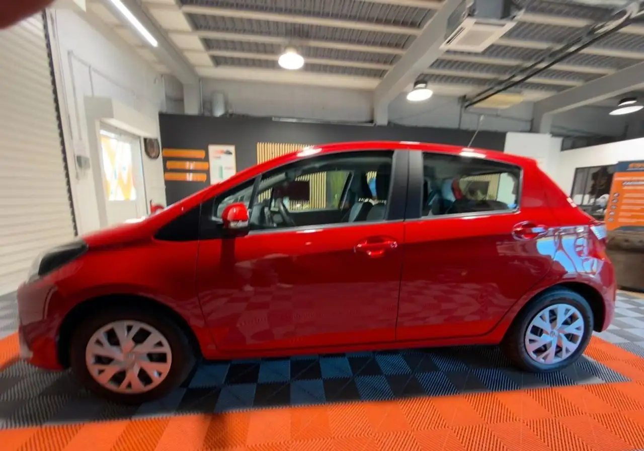 Toyota Yaris Yaris — photo 17