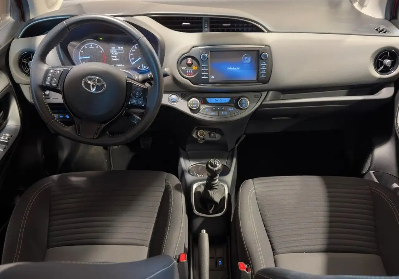 Toyota Yaris Yaris — photo 3