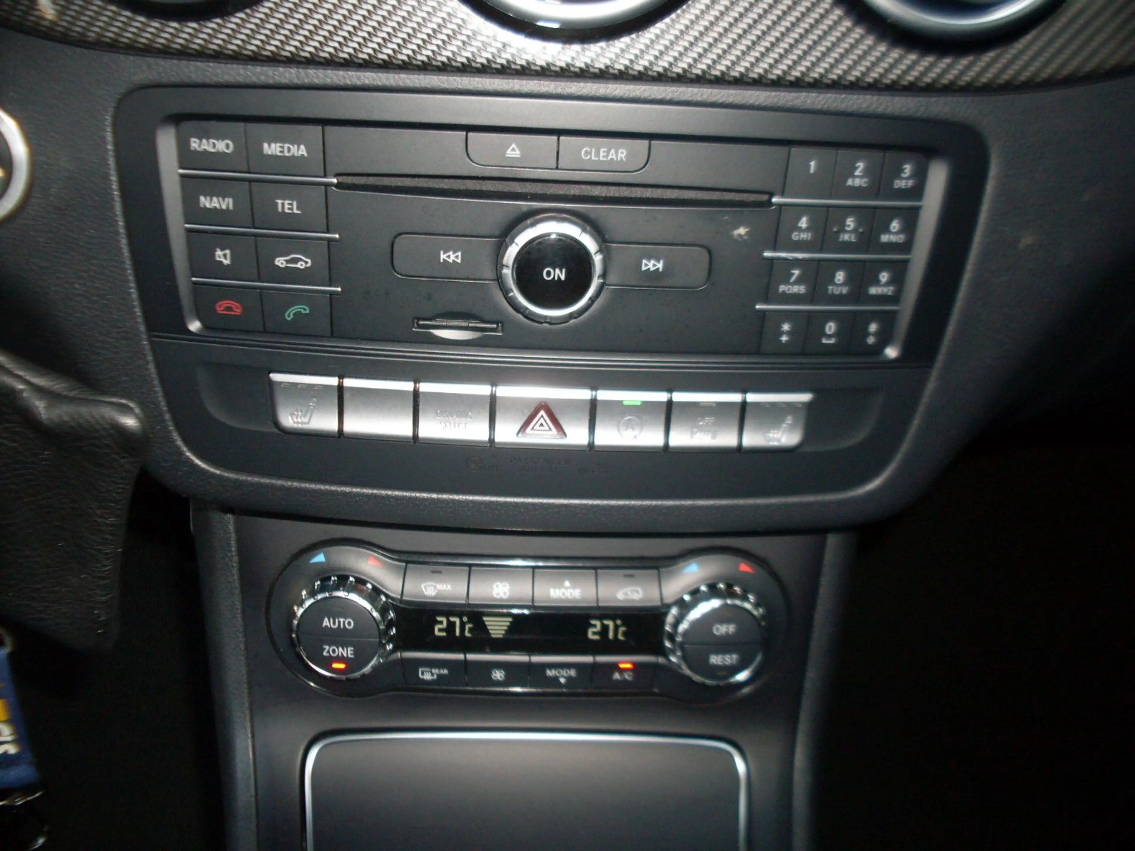 Mercedes-Benz B 220 CDI / d 4Matic/AMG Line — photo 13