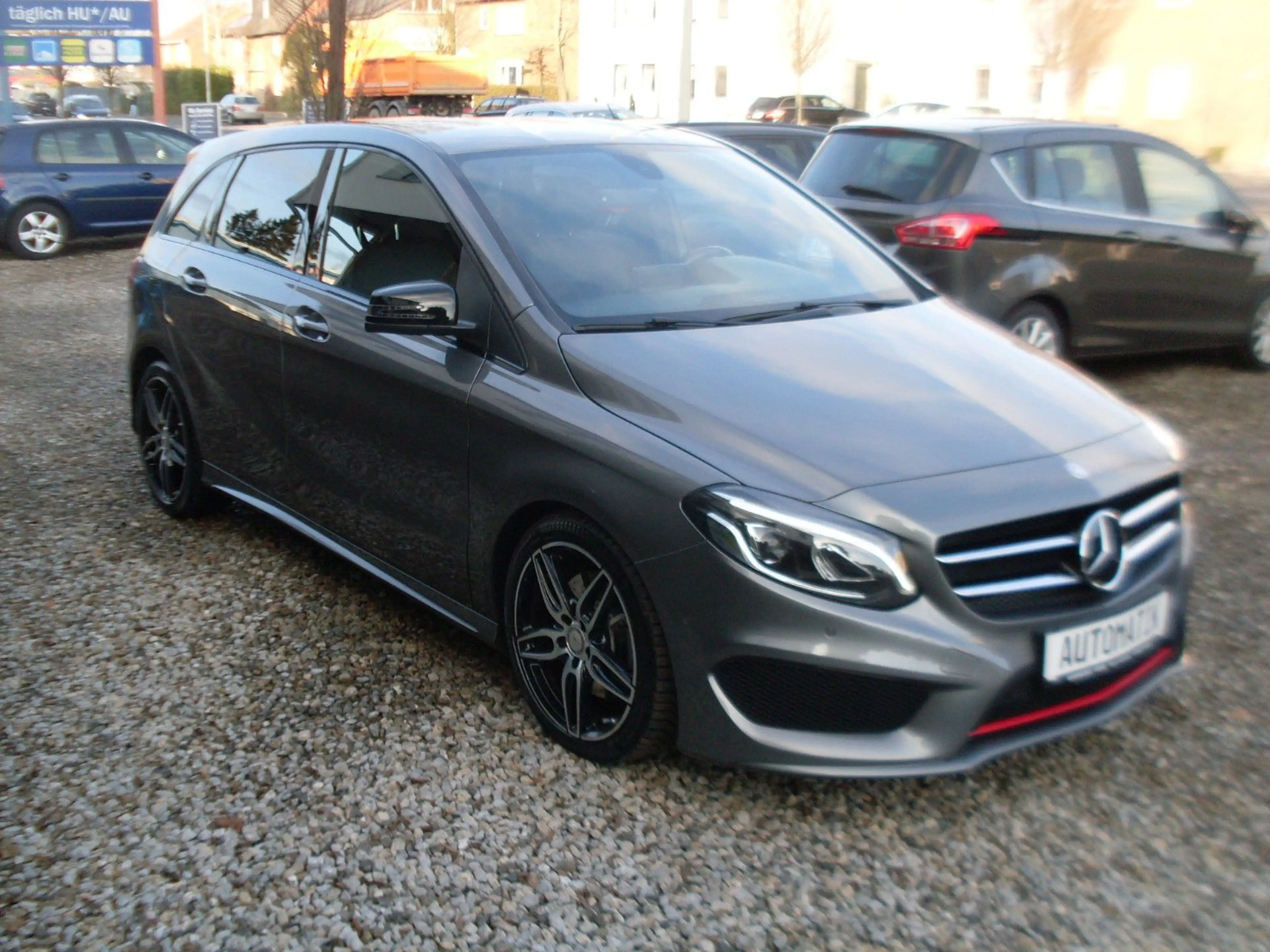 Mercedes-Benz B 220 CDI / d 4Matic/AMG Line — photo 3
