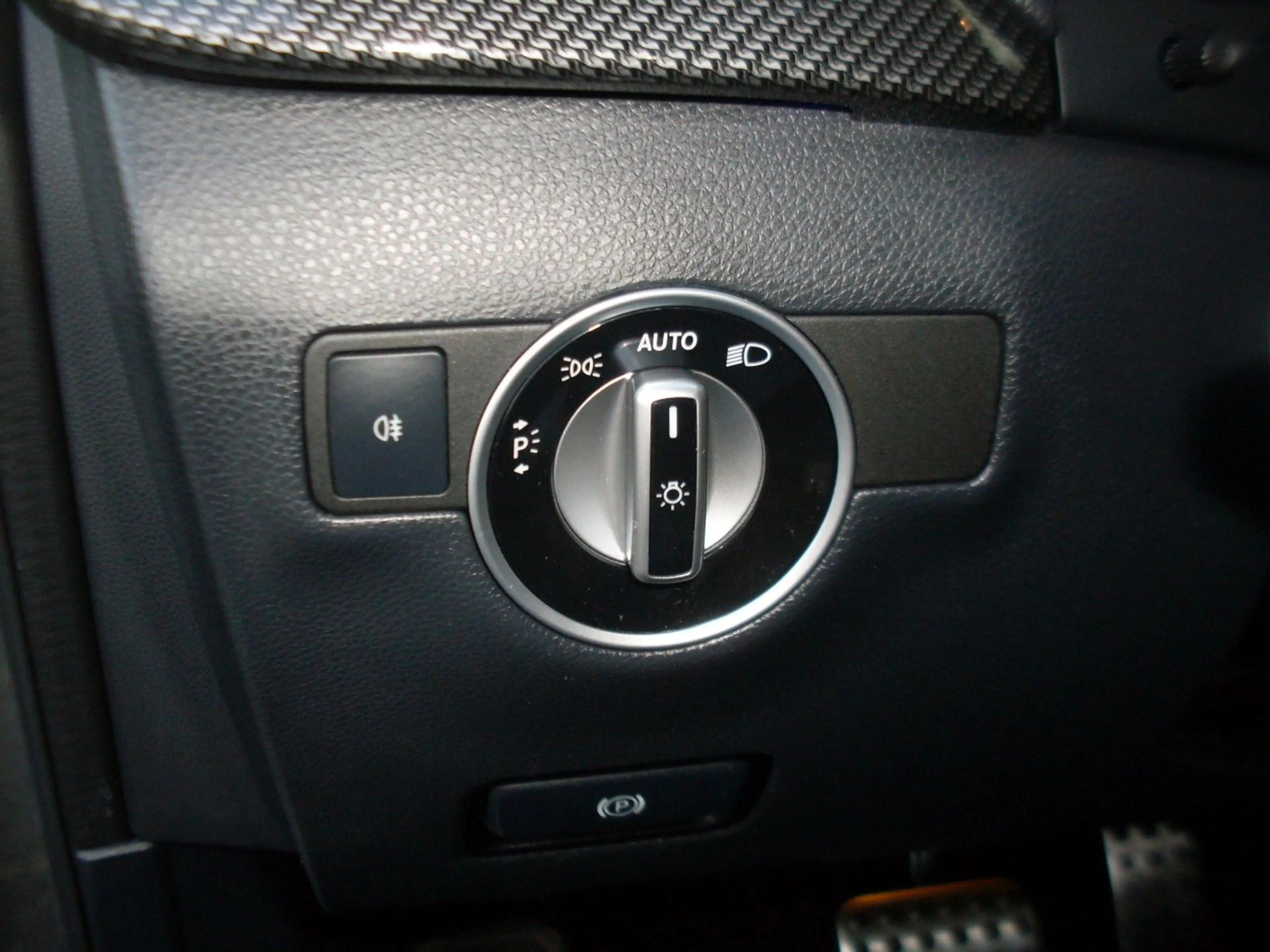 Mercedes-Benz B 220 CDI / d 4Matic/AMG Line — photo 15