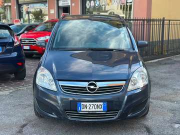 1.9 cdti Cosmo 120cv 7 POSTI IN PERFETTE CONDIZION
