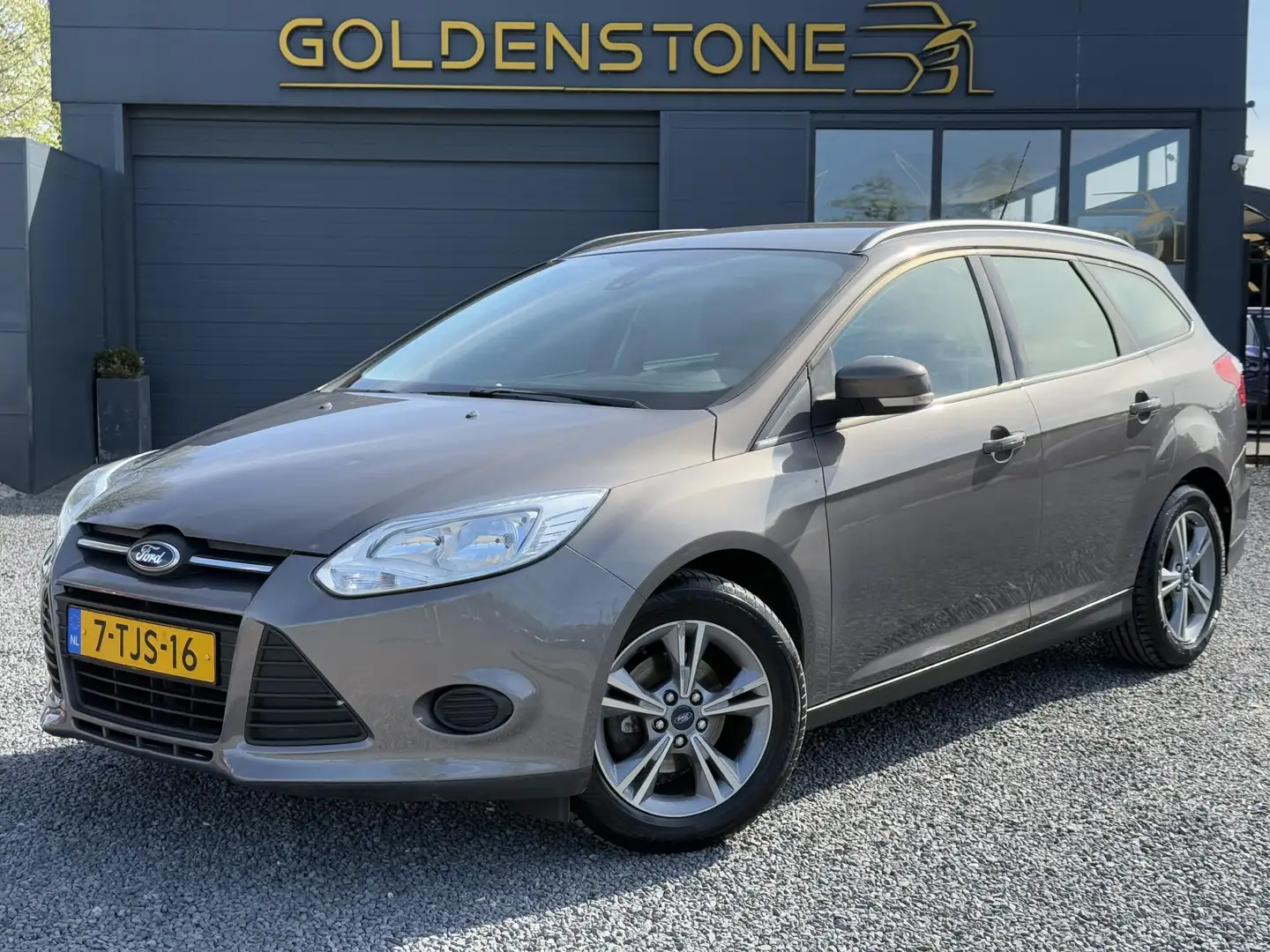 Ford Focus Wagon 1.0 EcoBoost Edition 2e Eigenaar,Navi,Airco, Bruin - 1