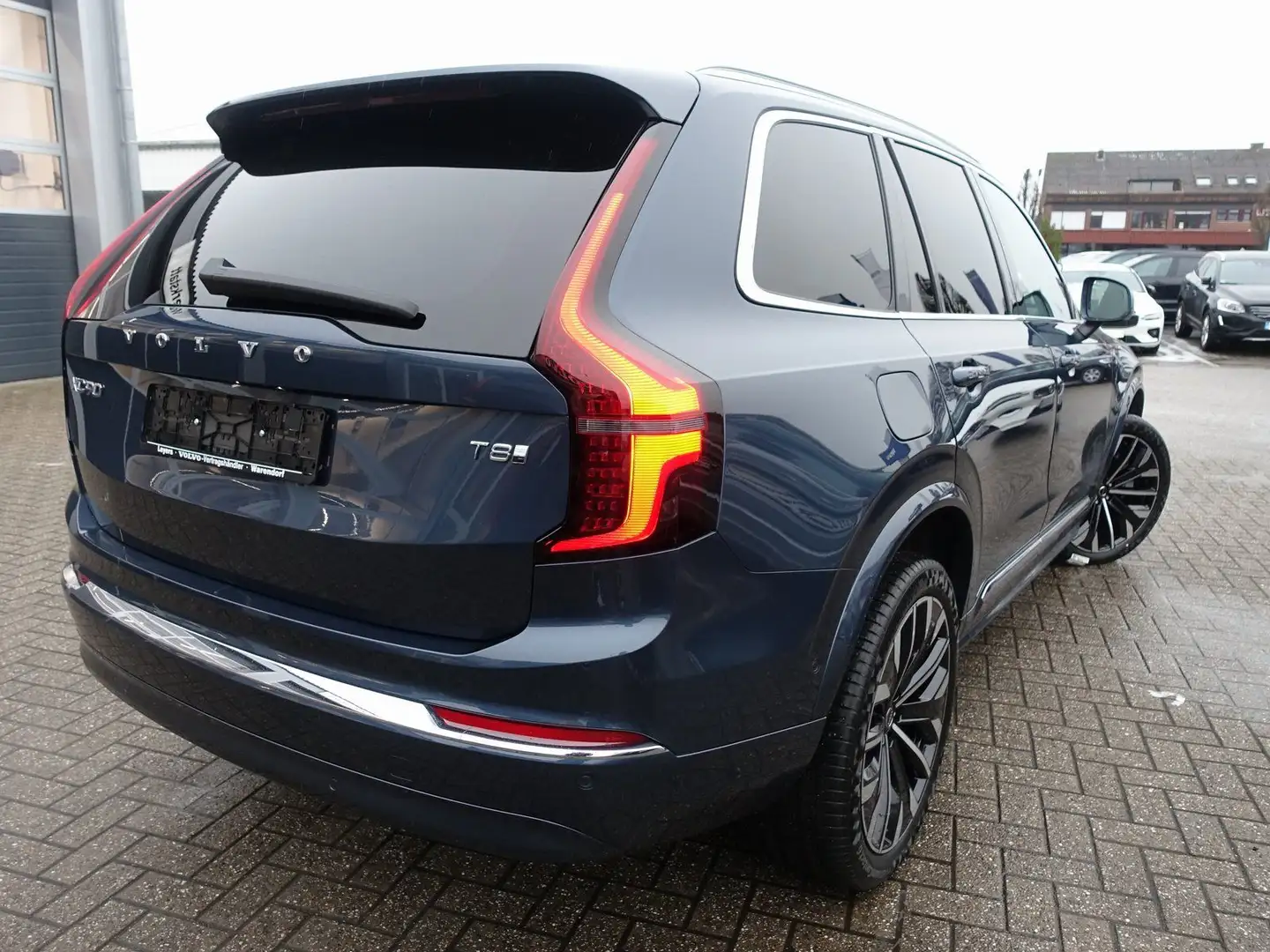 Volvo XC90 Plus T8 AWD Plug-in hybrid/Pano/360°/HeadUP Blau - 2