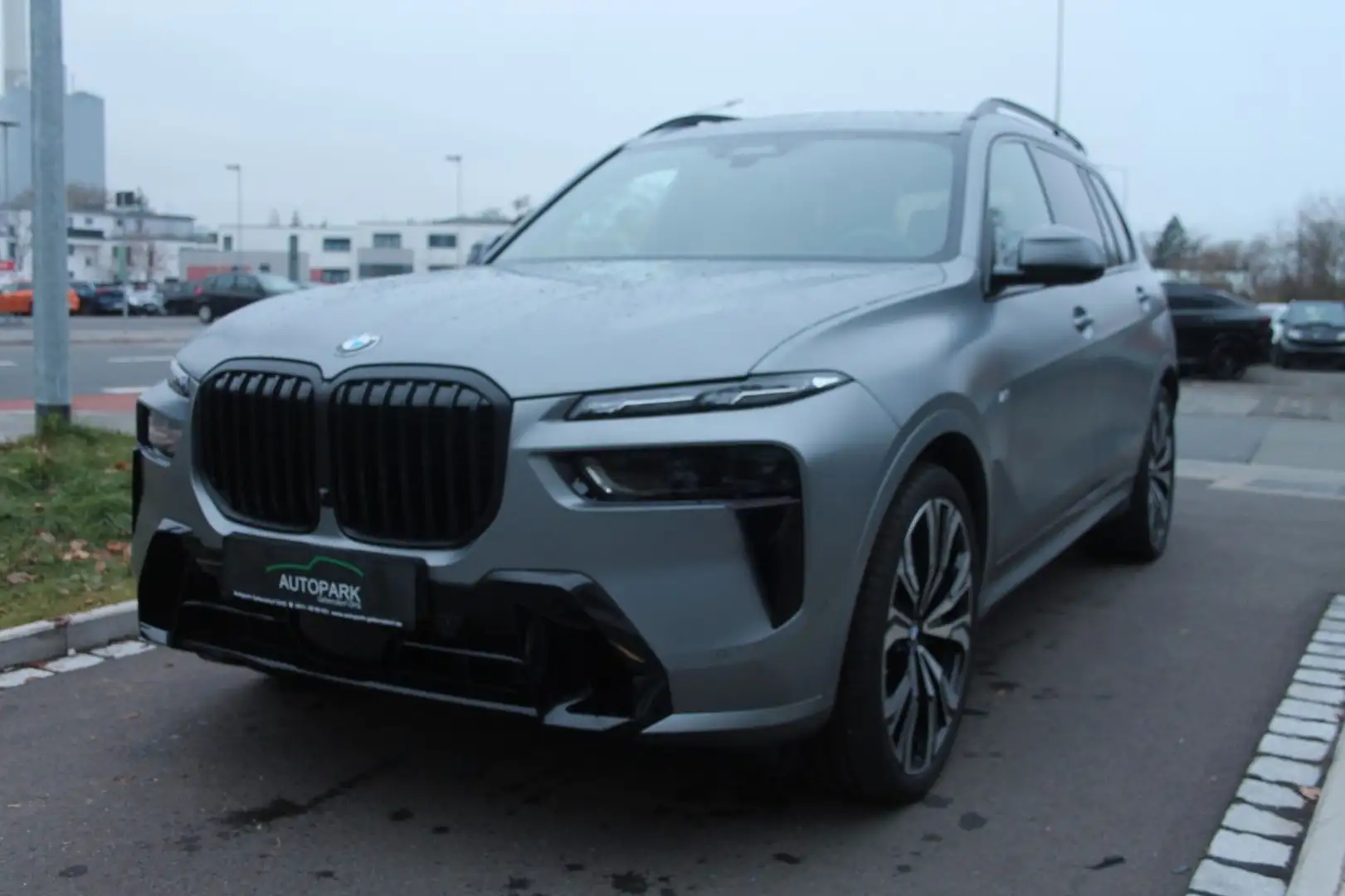 BMW X7 xDrive 40 d M Sport Pro/23"/B&W/UPE: 154.250 Gris - 1