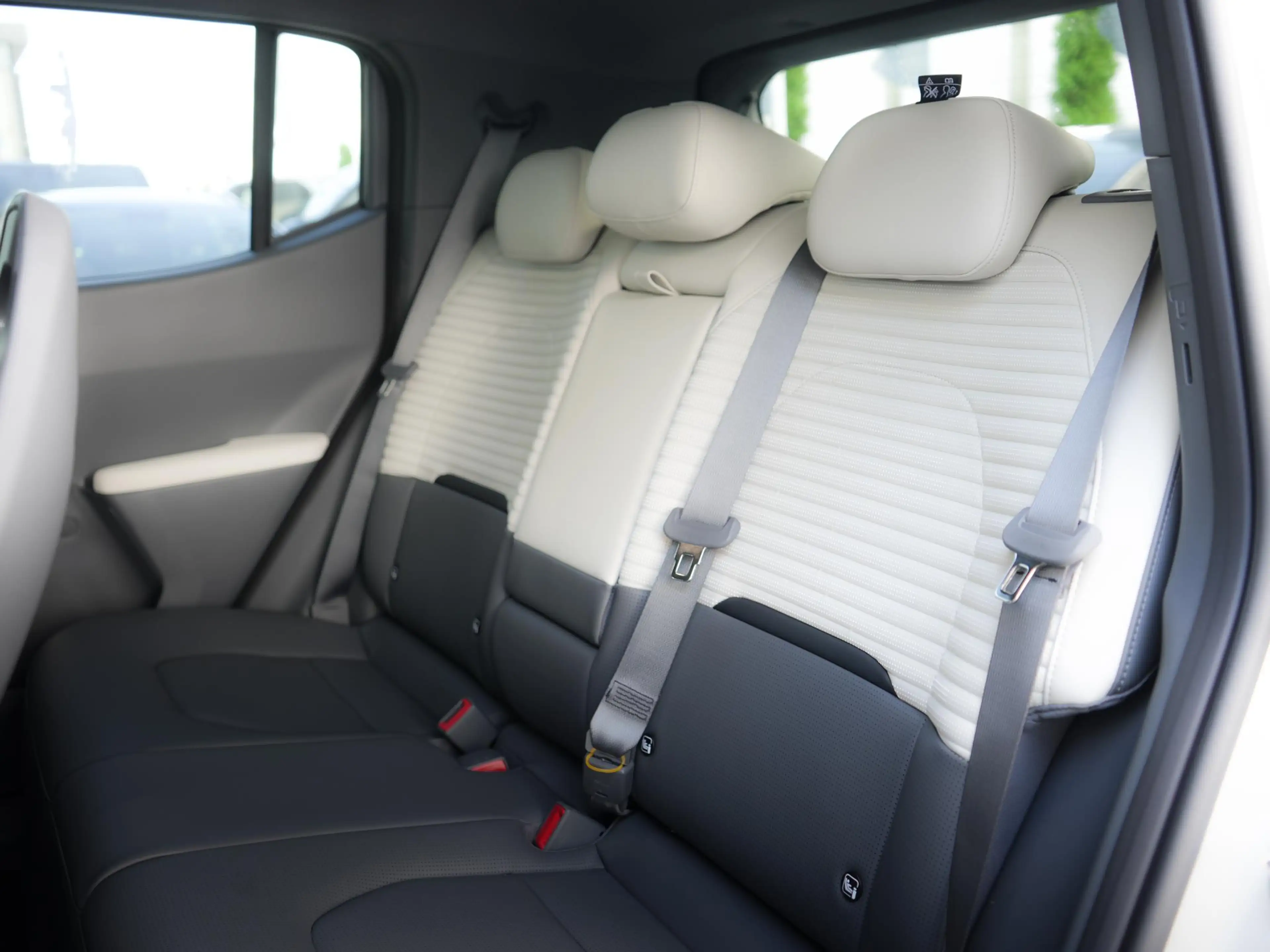 Kia EV2 GT-Line 61 kWh 4p. | Op voorraad | UNIEKE AUTO | — photo 12