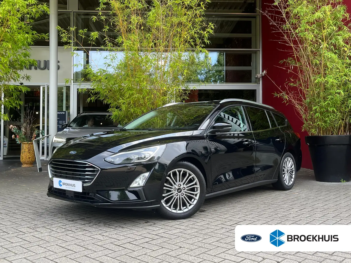 Ford Focus 1.0 EcoBoost Titanium Business | Adapt. LED | Trek Noir - 1