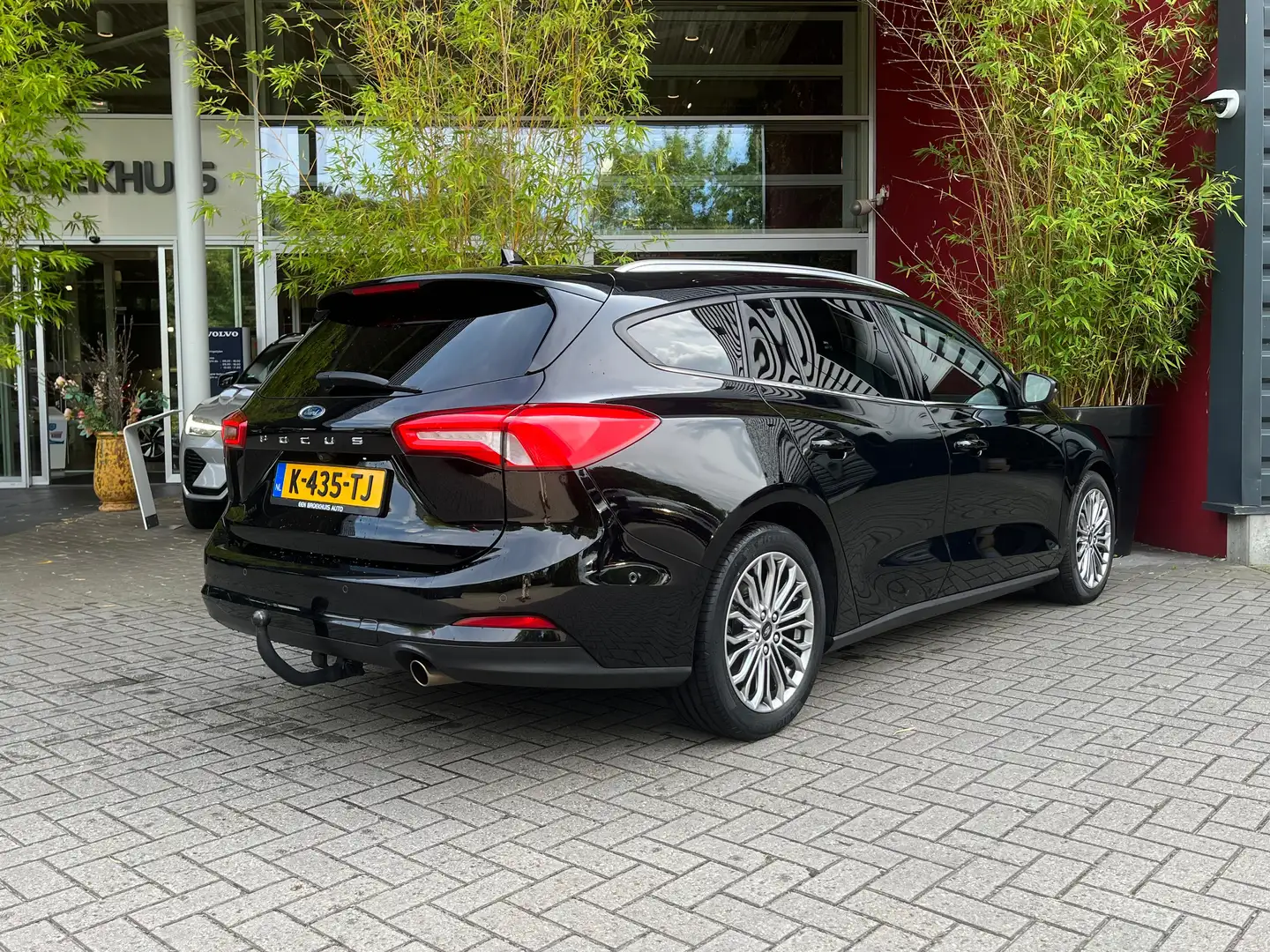 Ford Focus 1.0 EcoBoost Titanium Business | Adapt. LED | Trek Noir - 2