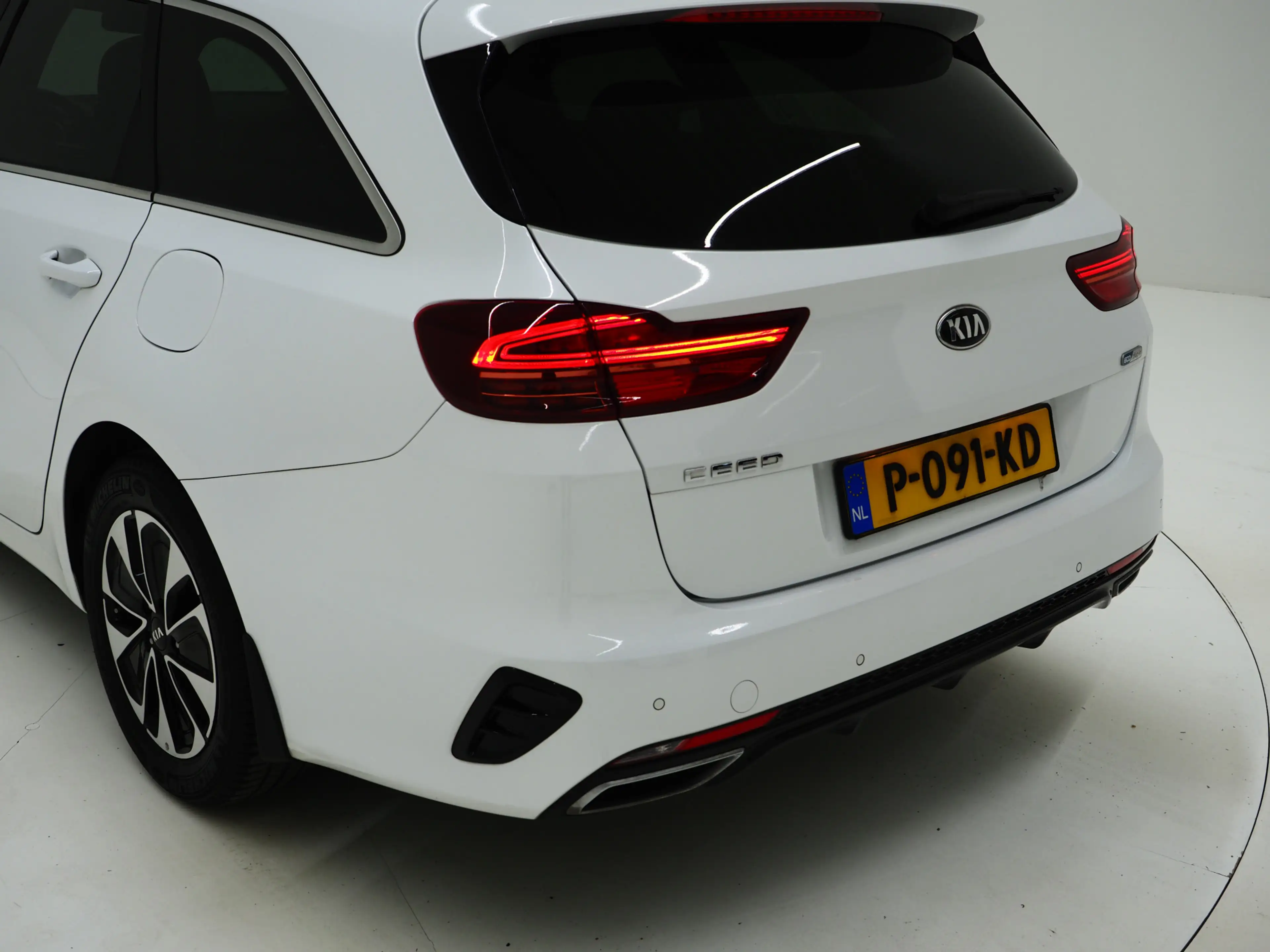 Kia Ceed SW / cee'd SW Sportswagon 1.6 GDI PHEV DynamicLine | Camera | Ke — photo 15
