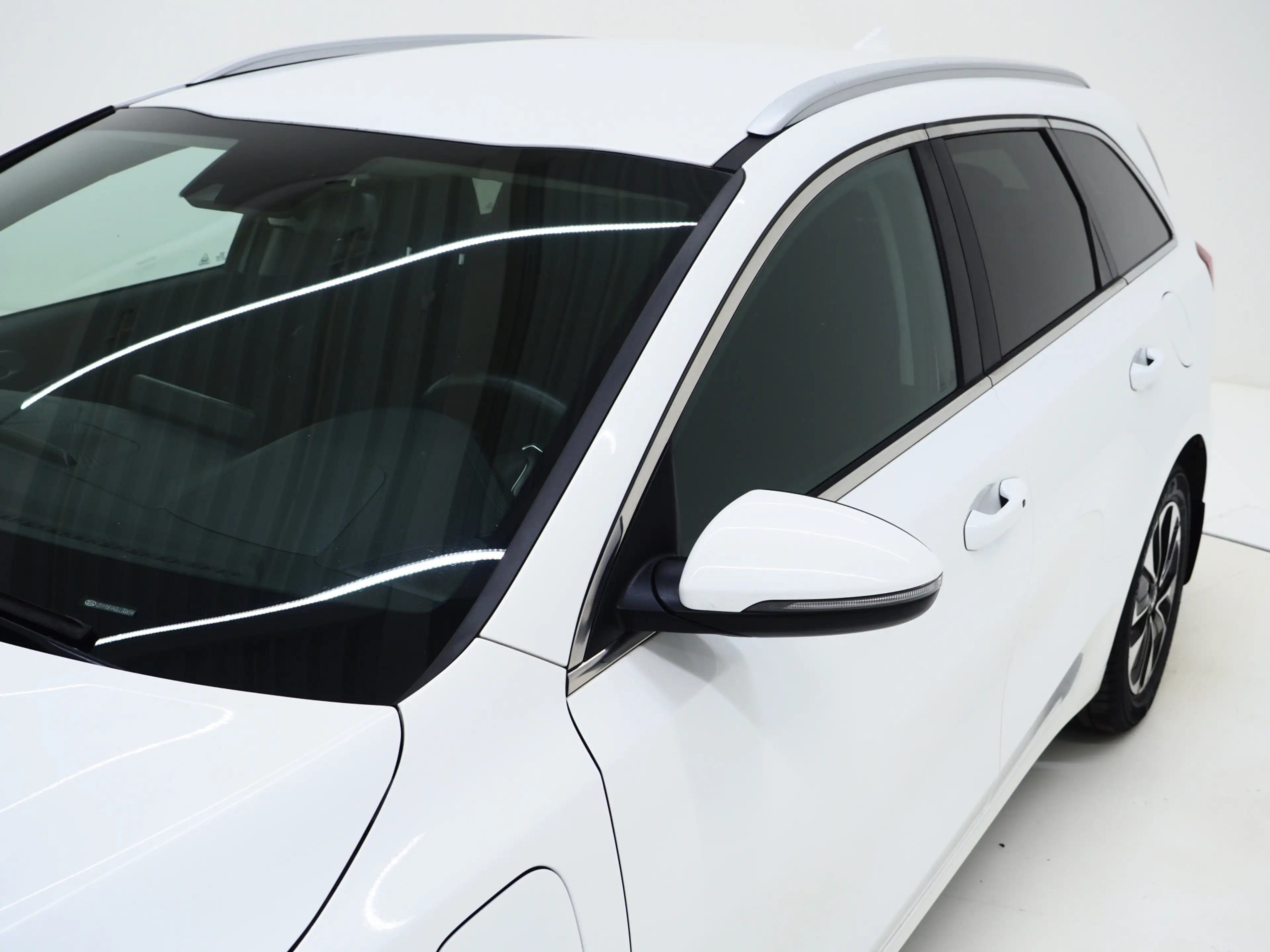 Kia Ceed SW / cee'd SW Sportswagon 1.6 GDI PHEV DynamicLine | Camera | Ke — photo 14