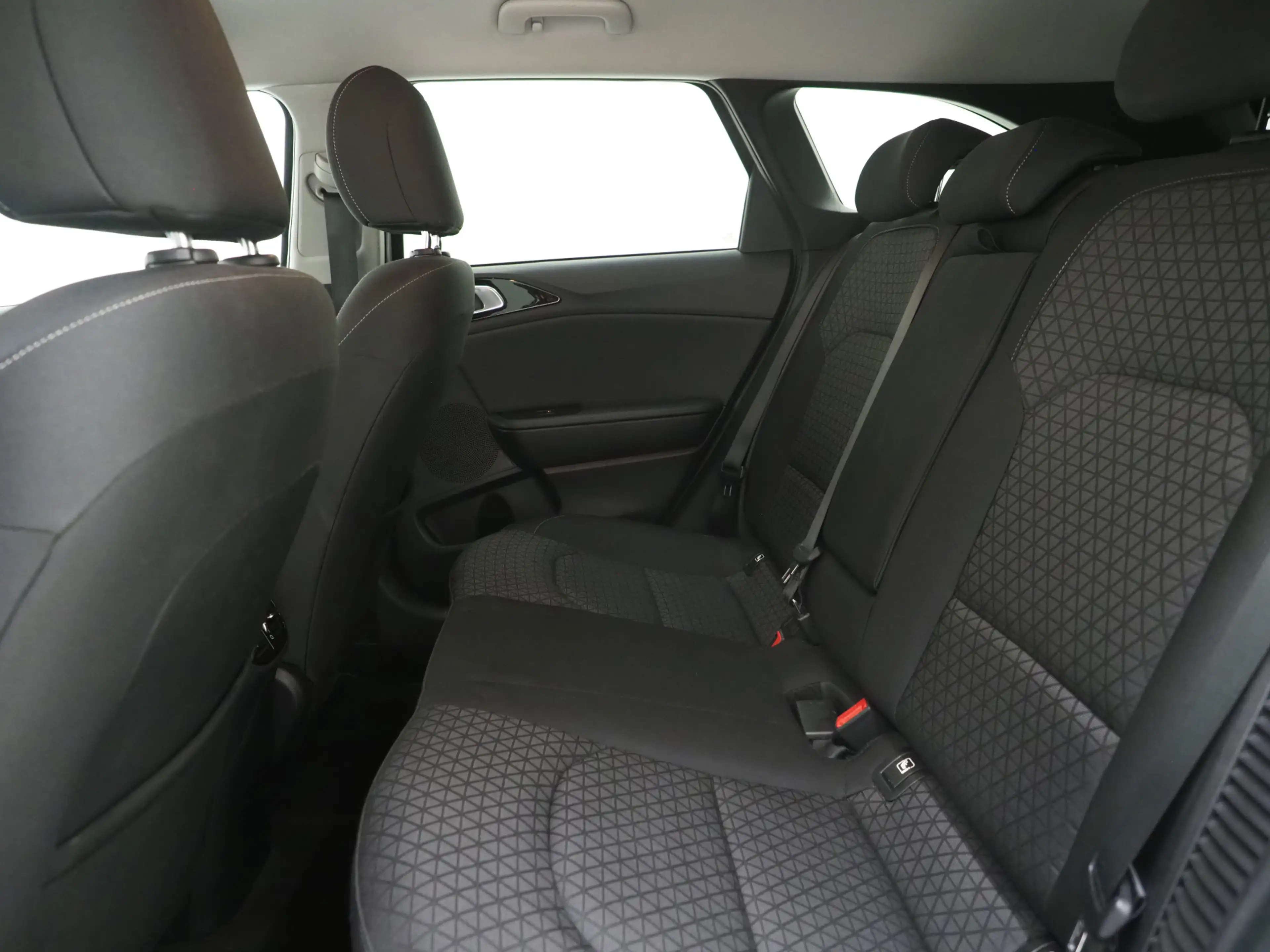 Kia Ceed SW / cee'd SW Sportswagon 1.6 GDI PHEV DynamicLine | Camera | Ke — photo 34
