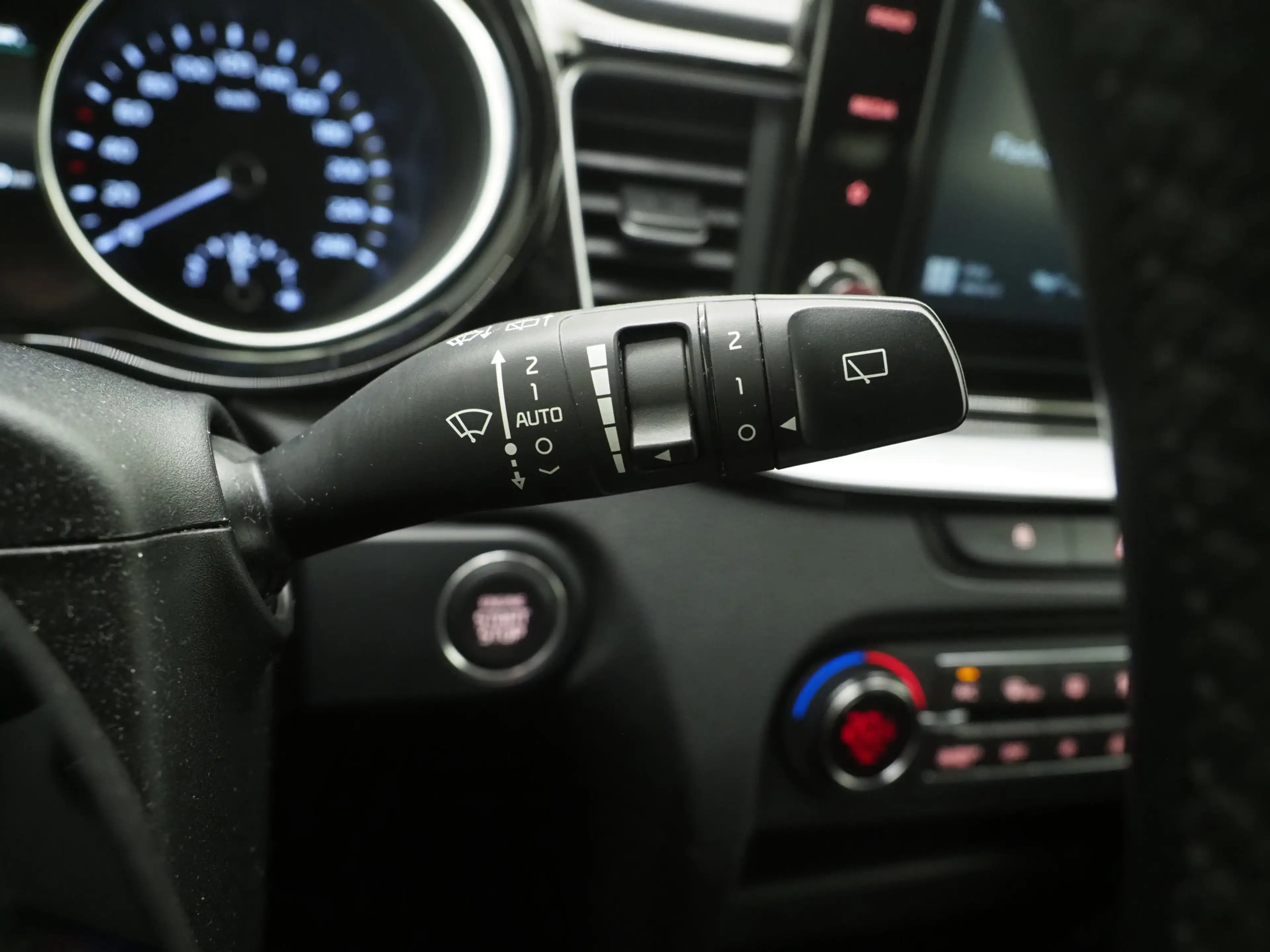 Kia Ceed SW / cee'd SW Sportswagon 1.6 GDI PHEV DynamicLine | Camera | Ke — photo 24