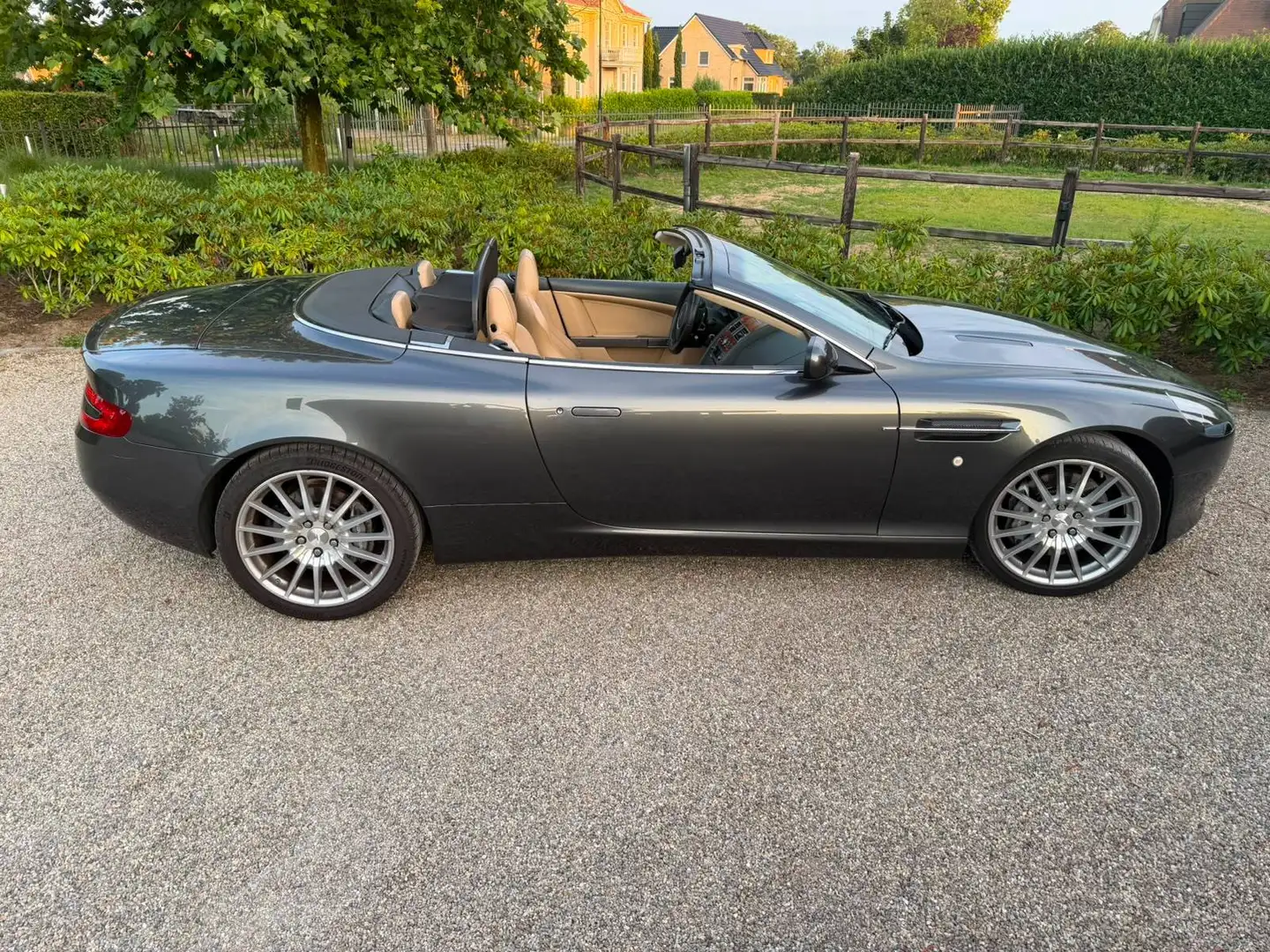 Aston Martin DB7 DB7 5.9 V12 Touchtronic Grau - 1