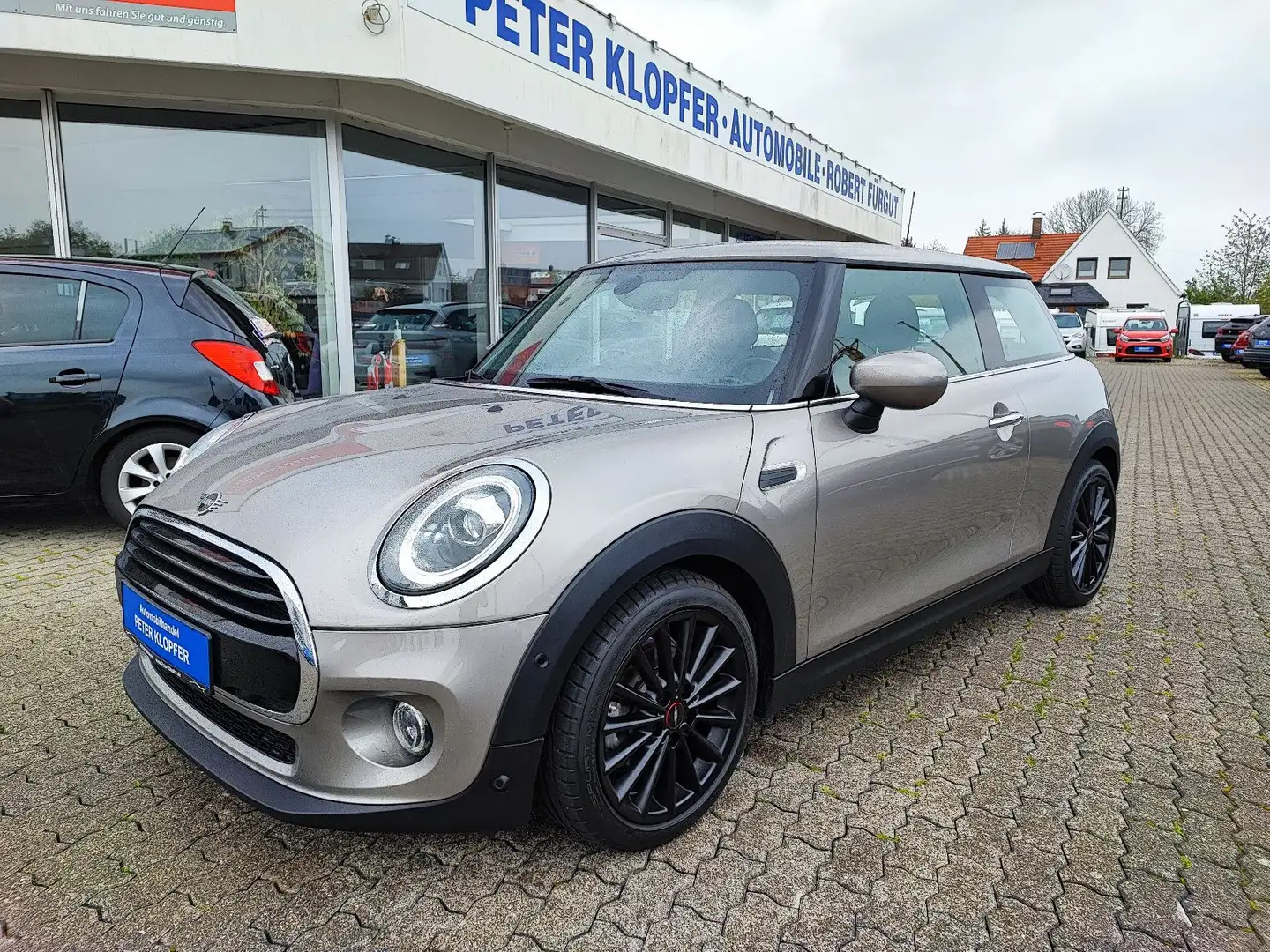 MINI Cooper 1,5 Aut/Nav/LED/PDC/Chili Silber - 1