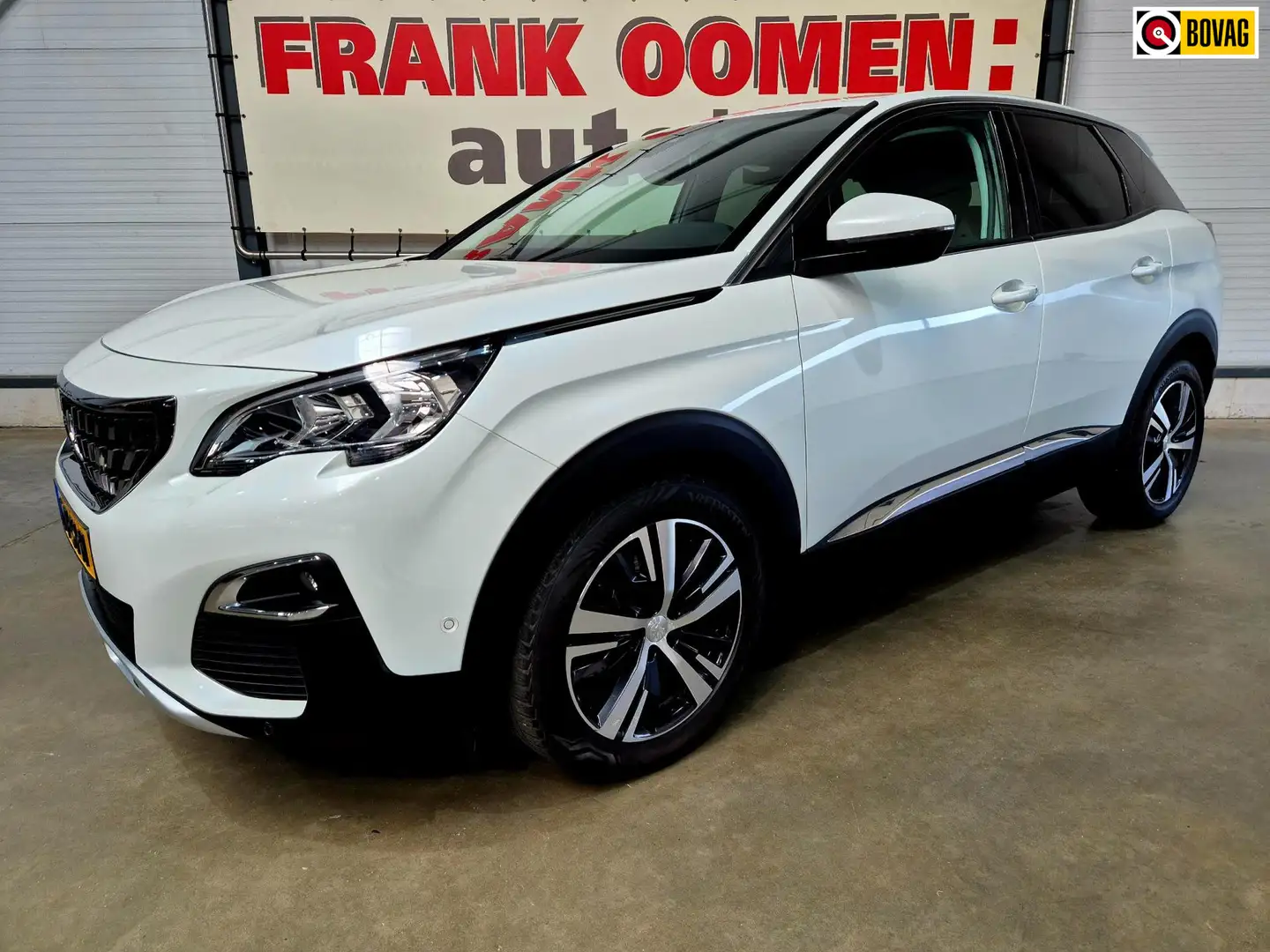 Peugeot 3008 1.2 PureTech 131PK Allure + Parelmoer|Keyless|Digi Wit - 1