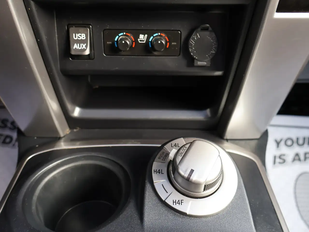 Toyota 4-Runner снимка Toyota 4-Runner