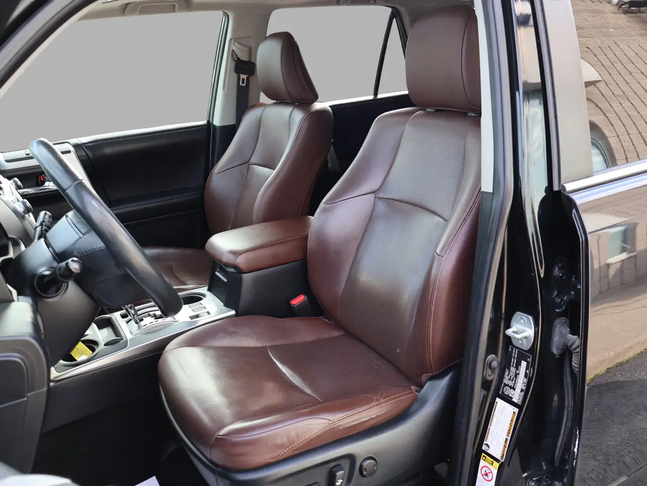 Toyota 4-Runner снимка Toyota 4-Runner