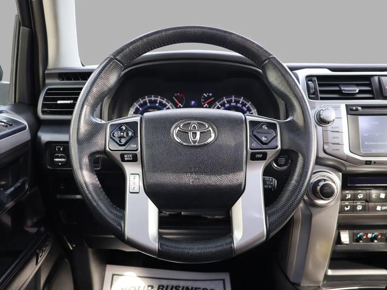 Toyota 4-Runner снимка Toyota 4-Runner