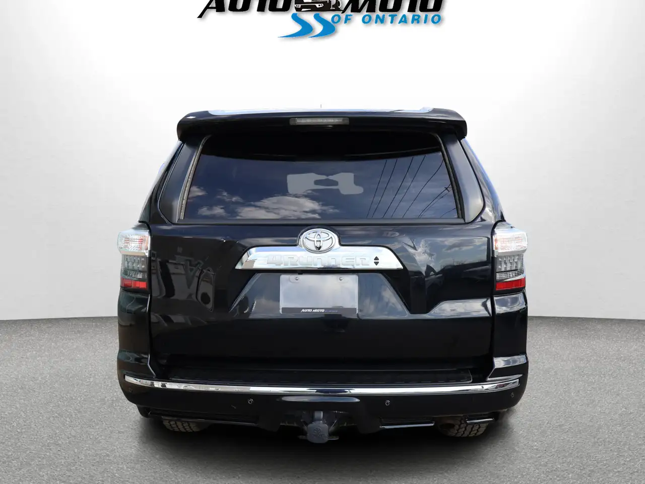 Toyota 4-Runner снимка Toyota 4-Runner