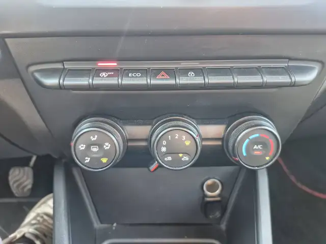 Dacia Duster view 14