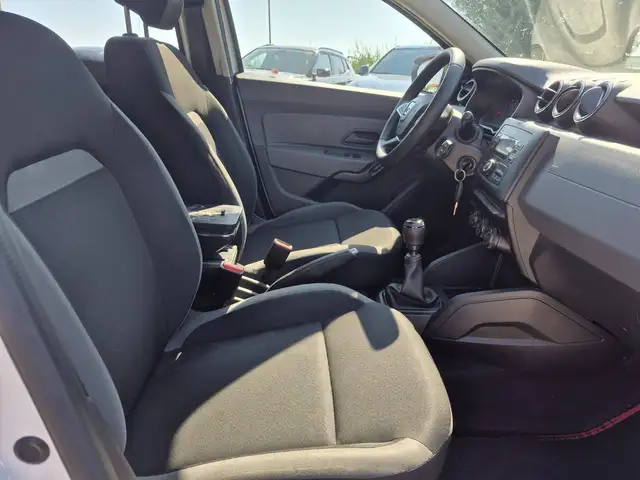 Dacia Duster view 7