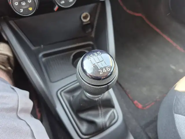 Dacia Duster view 16