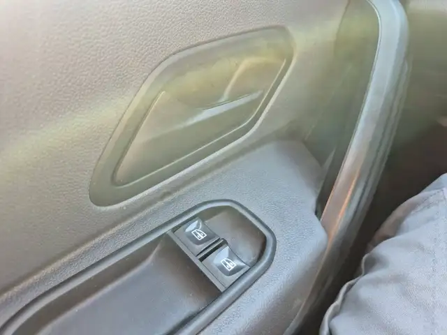Dacia Duster view 11