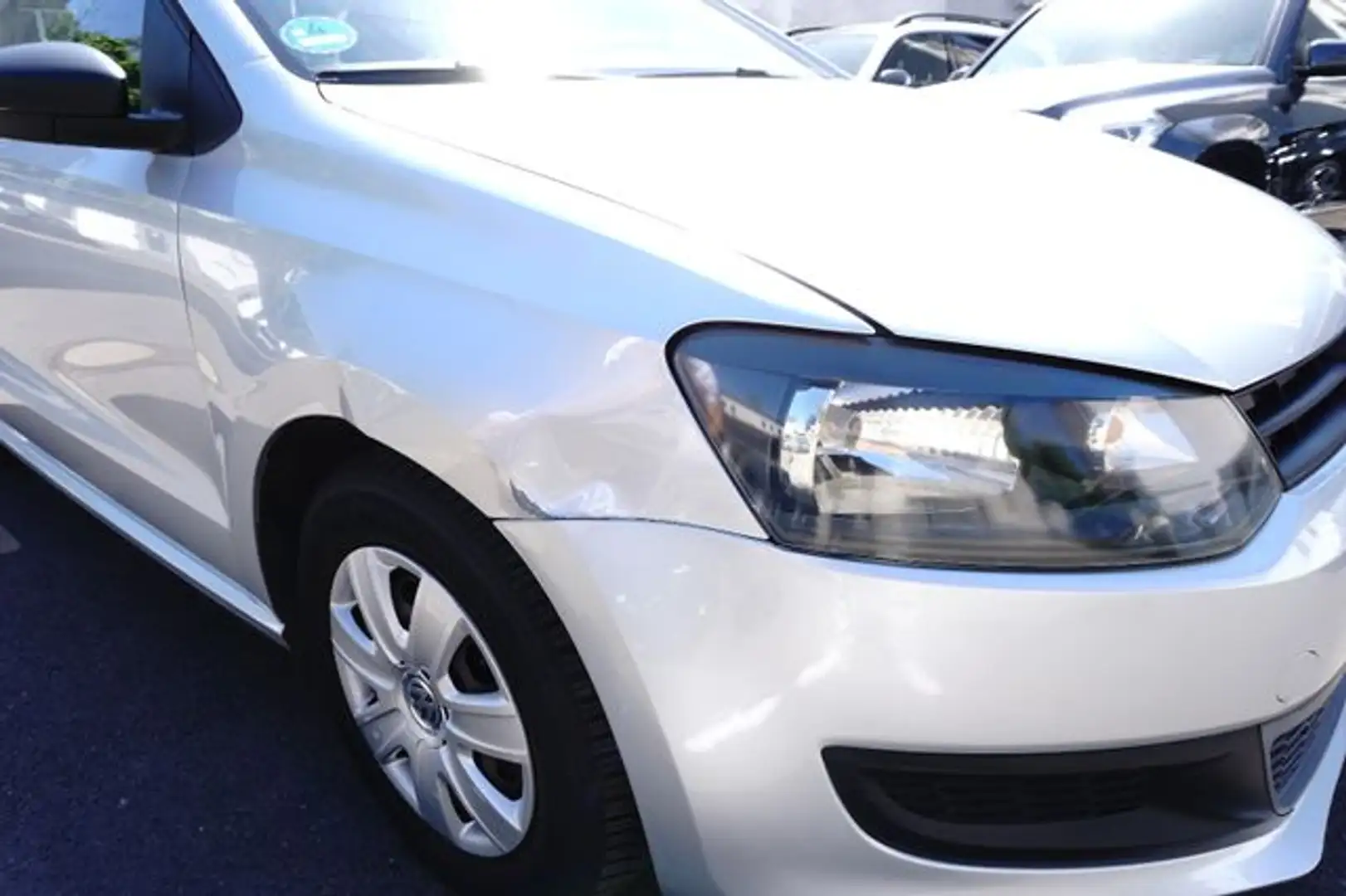 Volkswagen Polo Variant V Trendline 1. HAND SCHECKHEFT 68.8 Stříbrná - 2