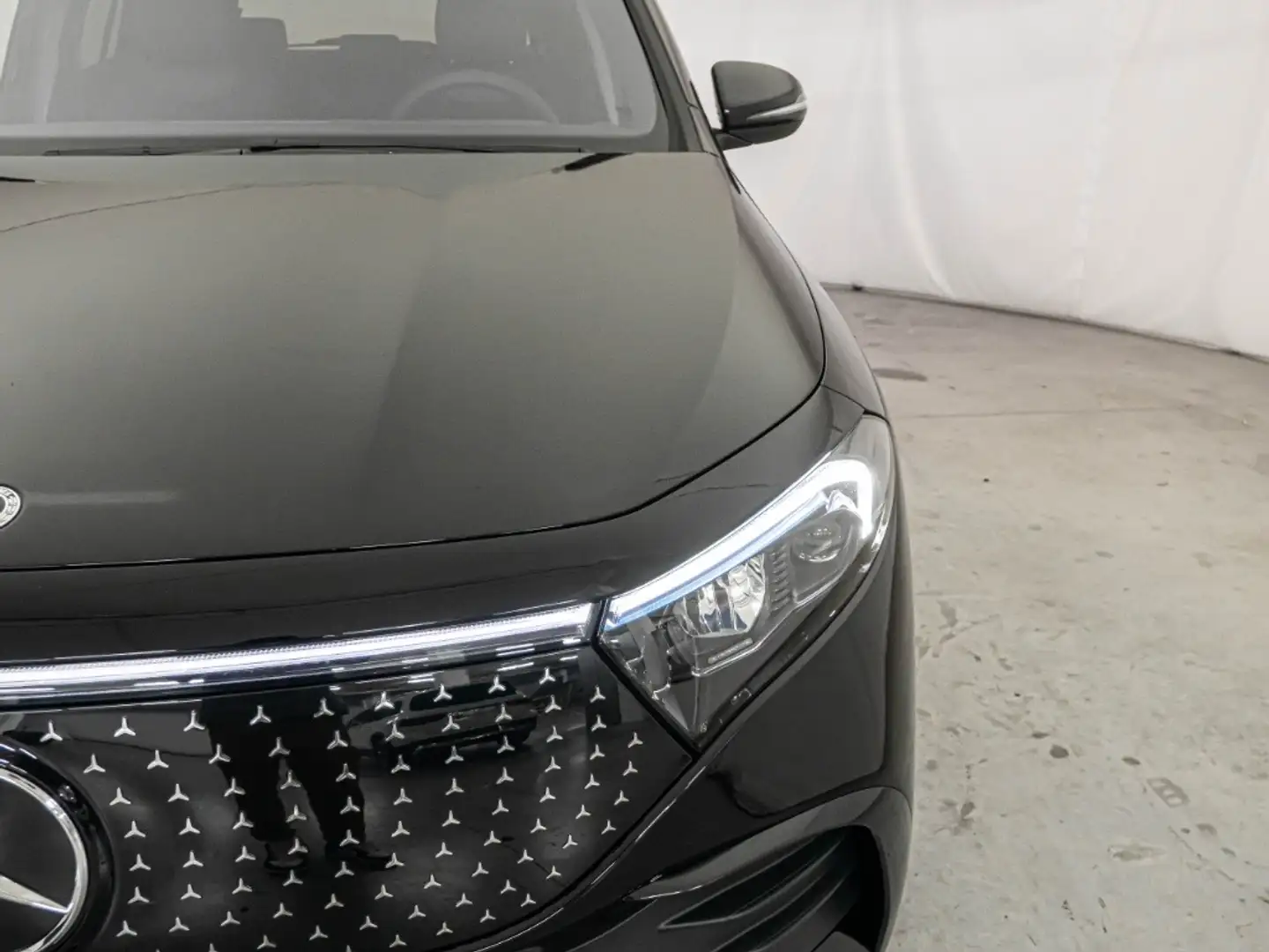 Mercedes-Benz EQA 250 + Noir - 2
