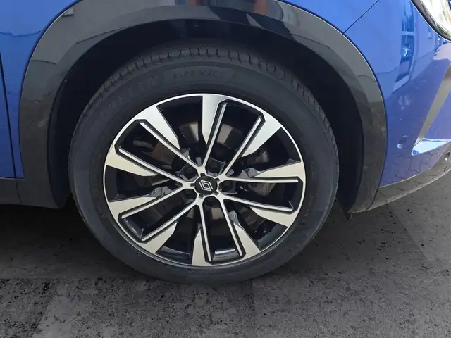 Renault Austral view 5