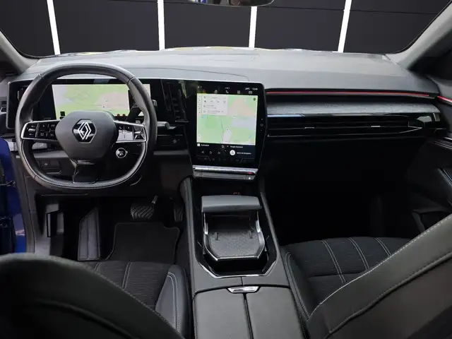 Renault Austral view 11