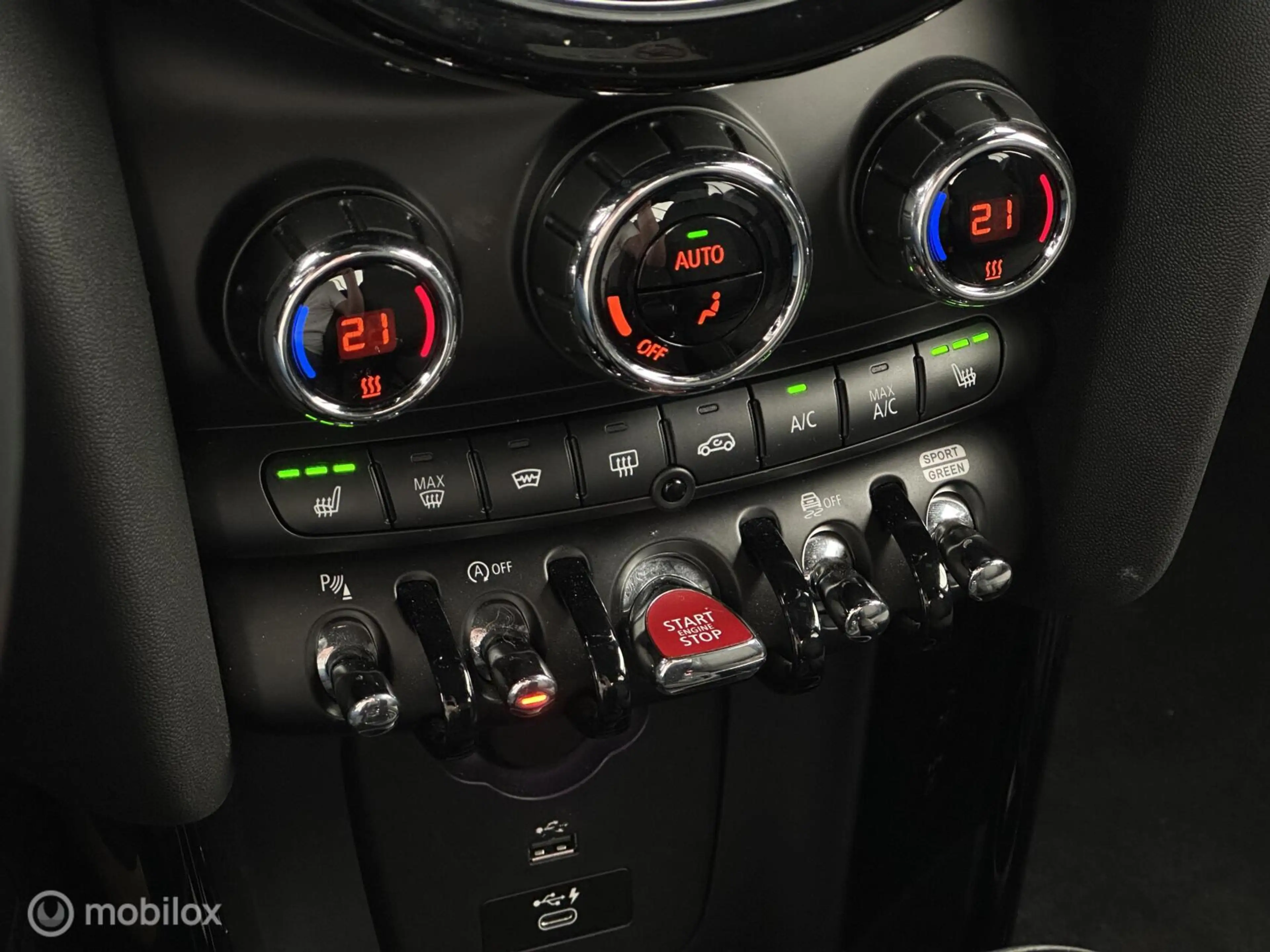 MINI John Cooper Works 5-Deurs 1.5 Cooper — photo 44