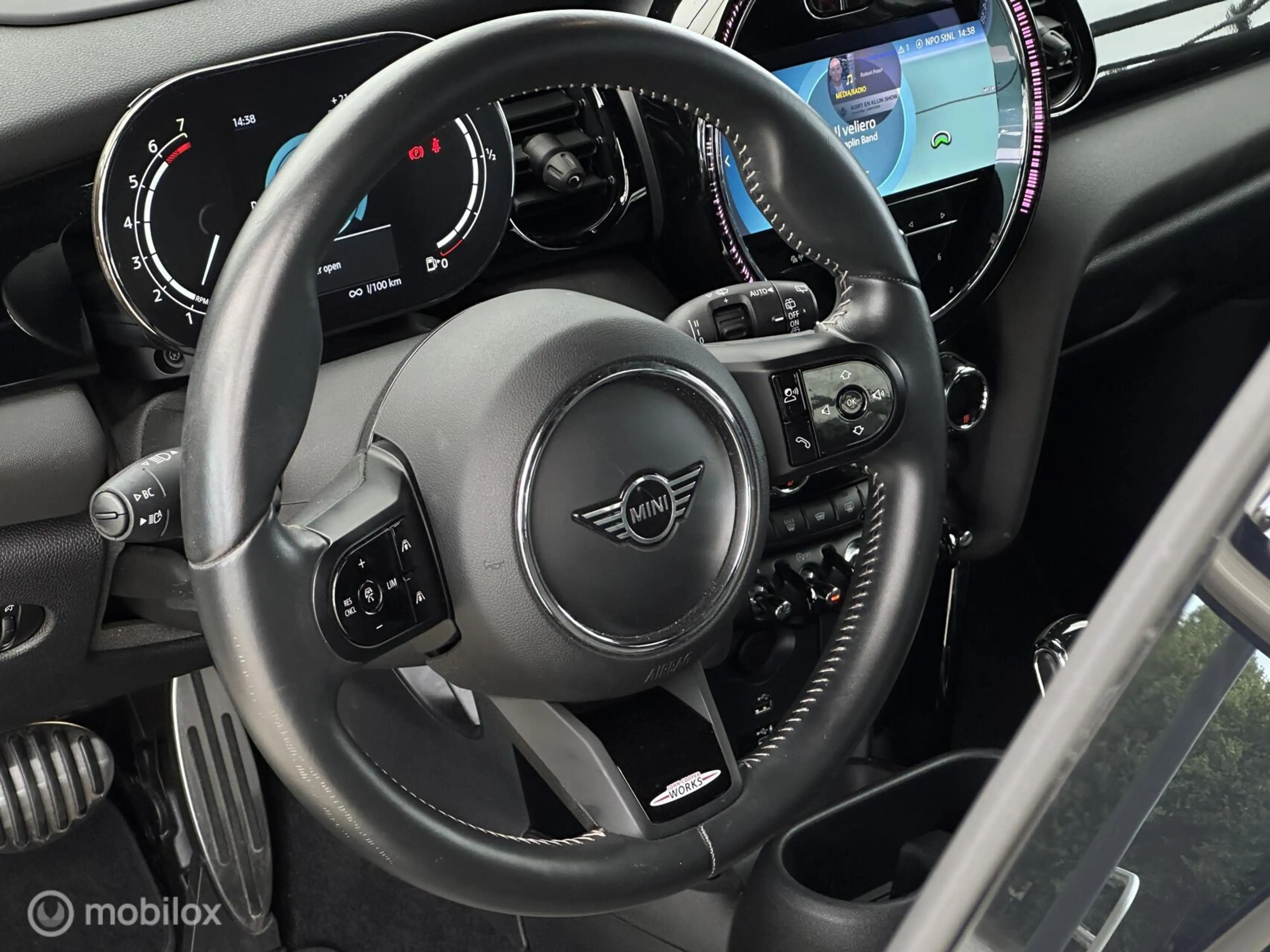 MINI John Cooper Works 5-Deurs 1.5 Cooper — photo 8