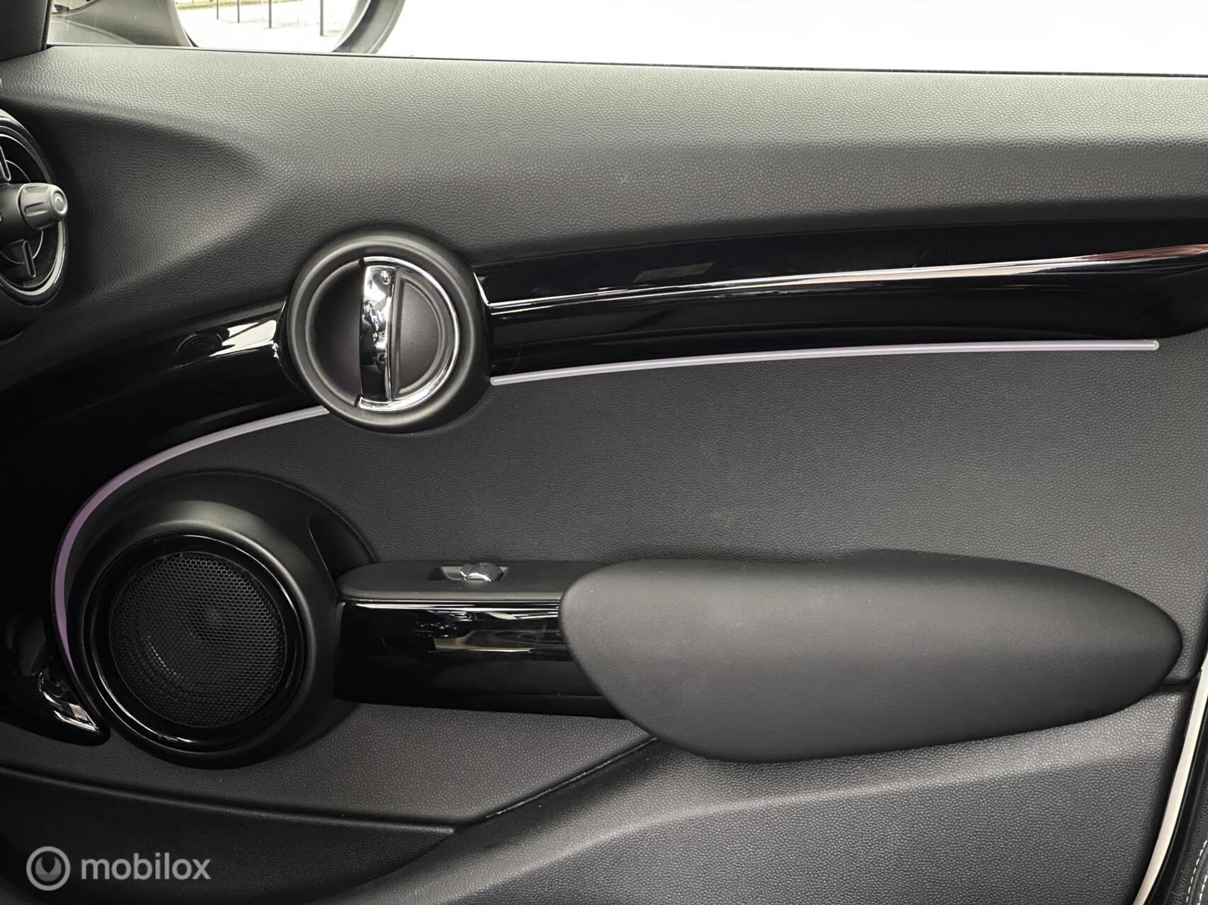 MINI John Cooper Works 5-Deurs 1.5 Cooper — photo 42