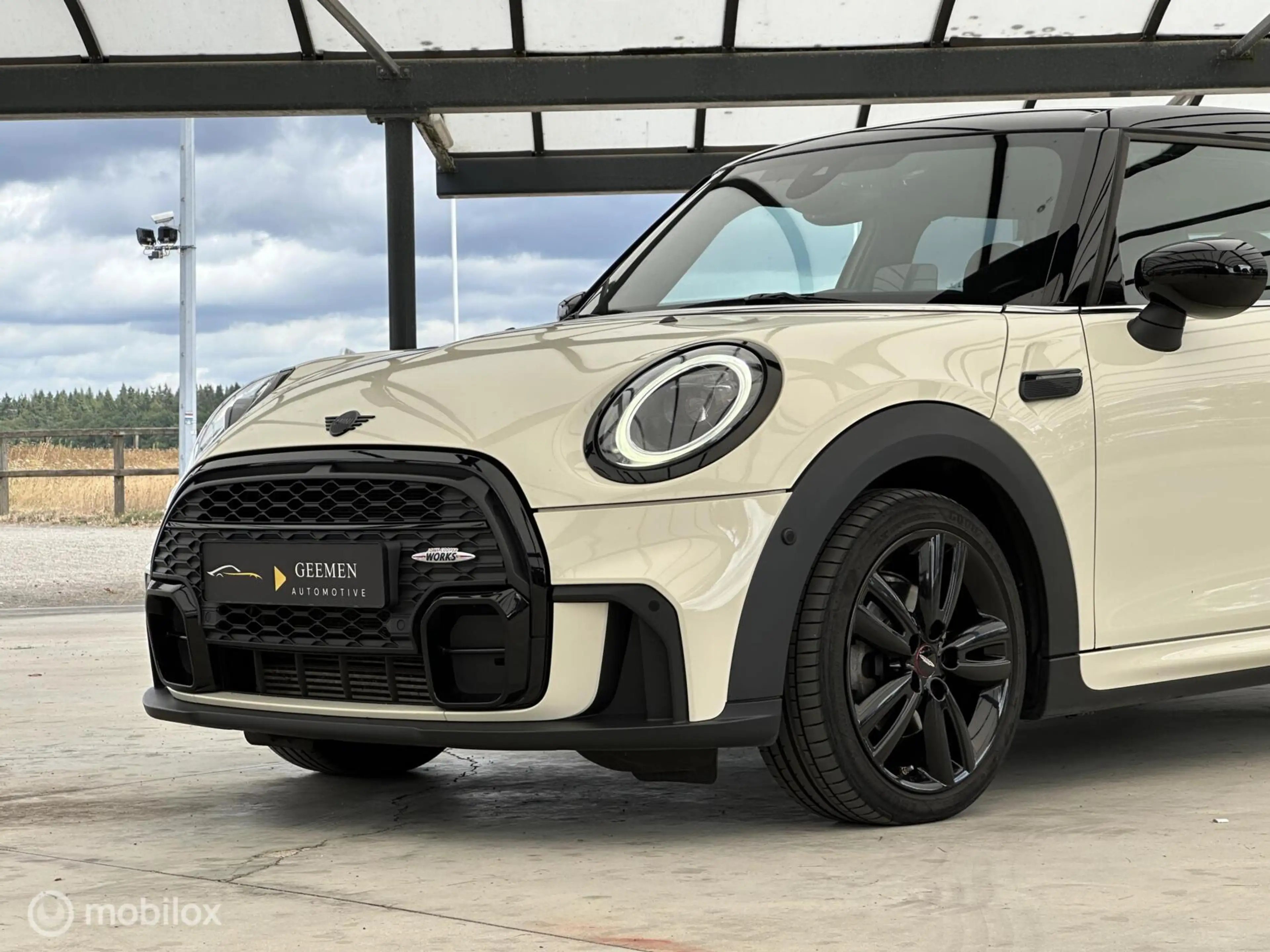 MINI John Cooper Works 5-Deurs 1.5 Cooper — photo 18