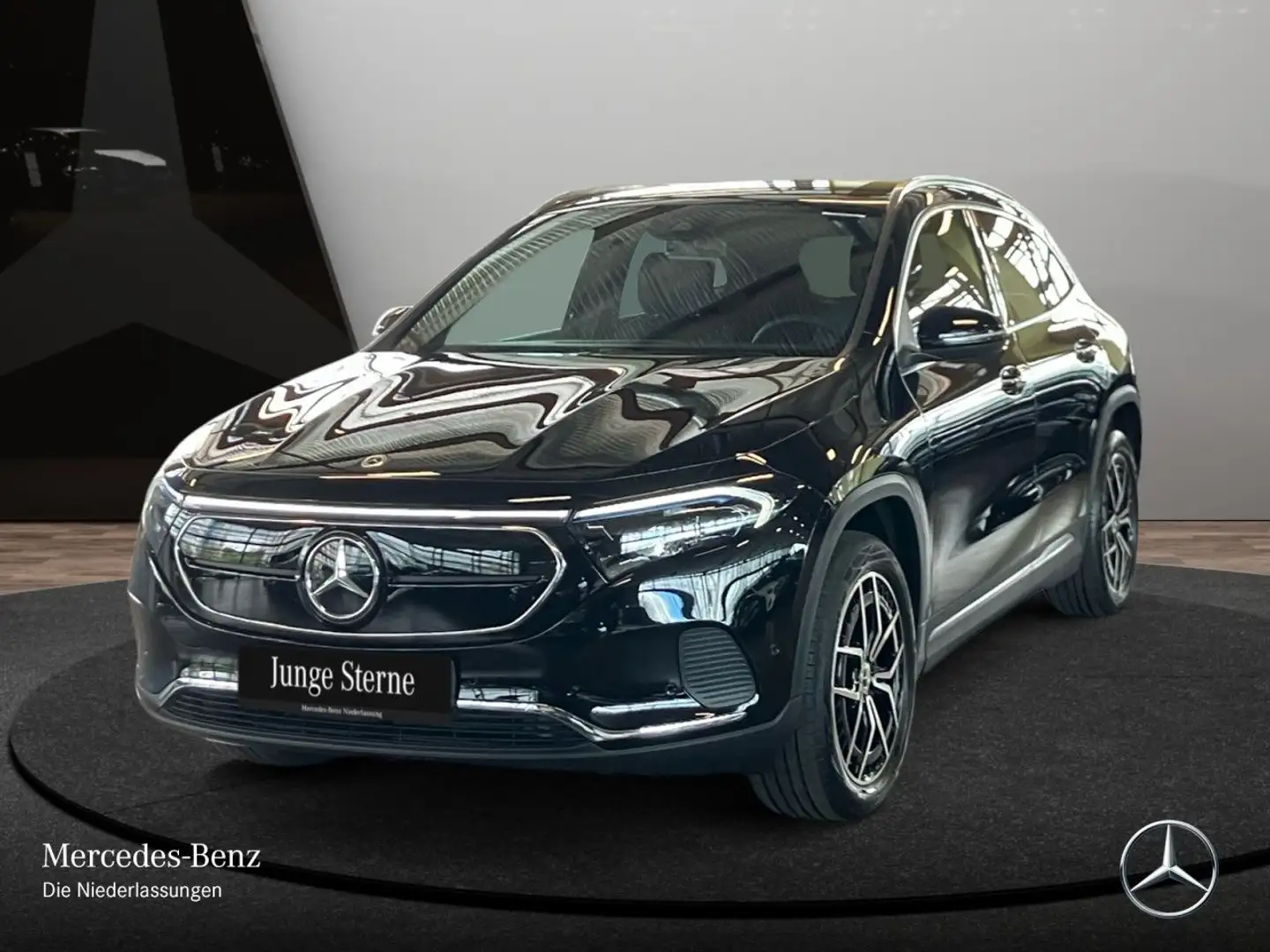 Mercedes-Benz EQA 300 4M PROG+19"+PLUS-PAKET+KAMERA+KEYLESS+SPUR Schwarz - 2
