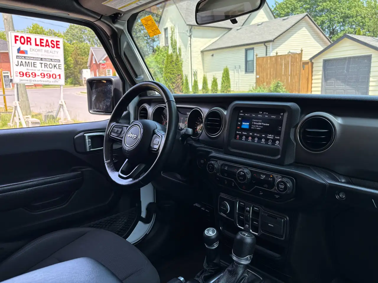 Jeep Wrangler photo Jeep Wrangler