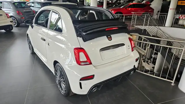 Abarth 595C 1.4 T-Jet 121 kW* Beats*Xenon*PDC !!!