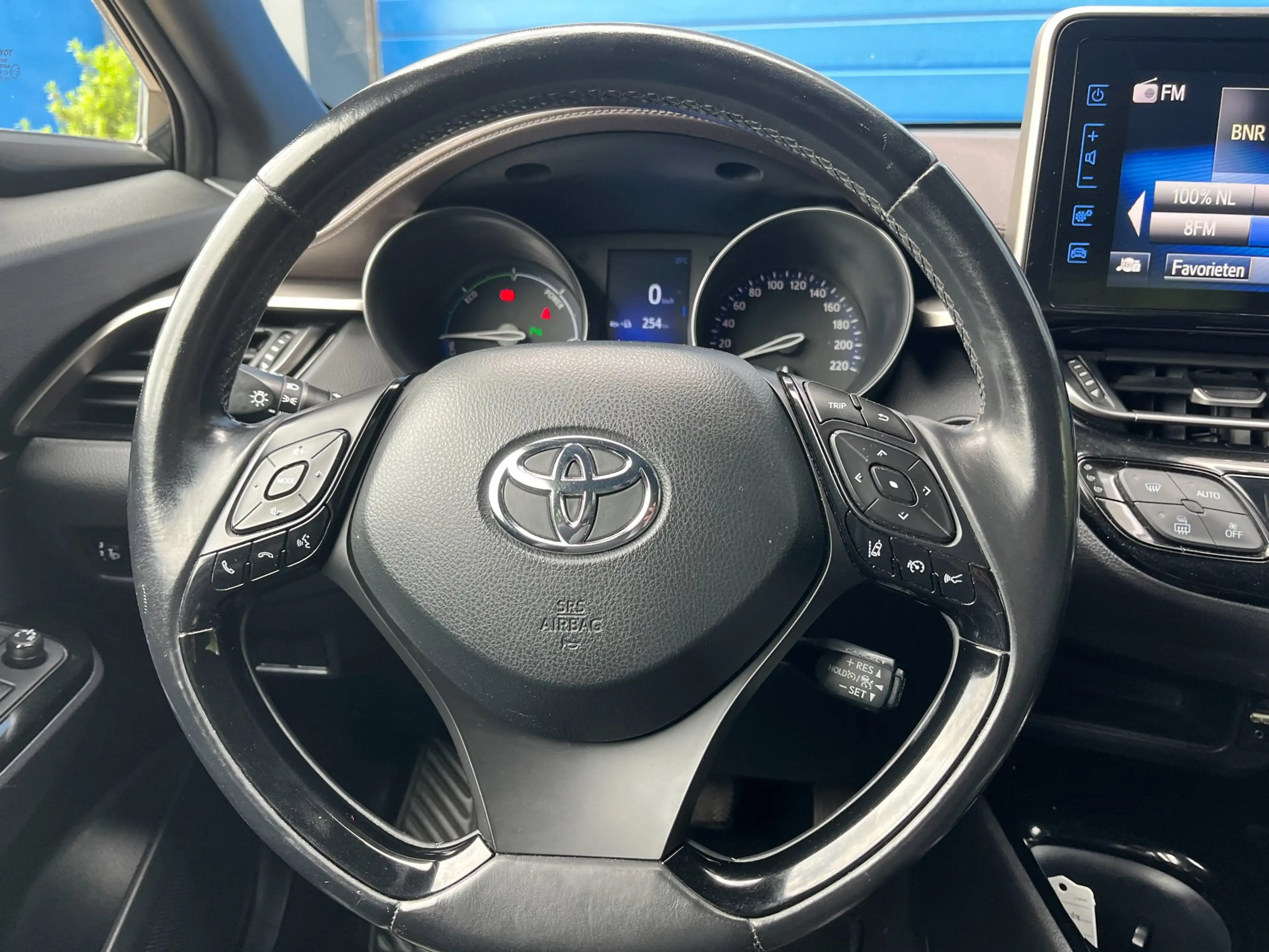 Toyota C-HR 1.8 Hybrid Executive|Navi. — photo 6