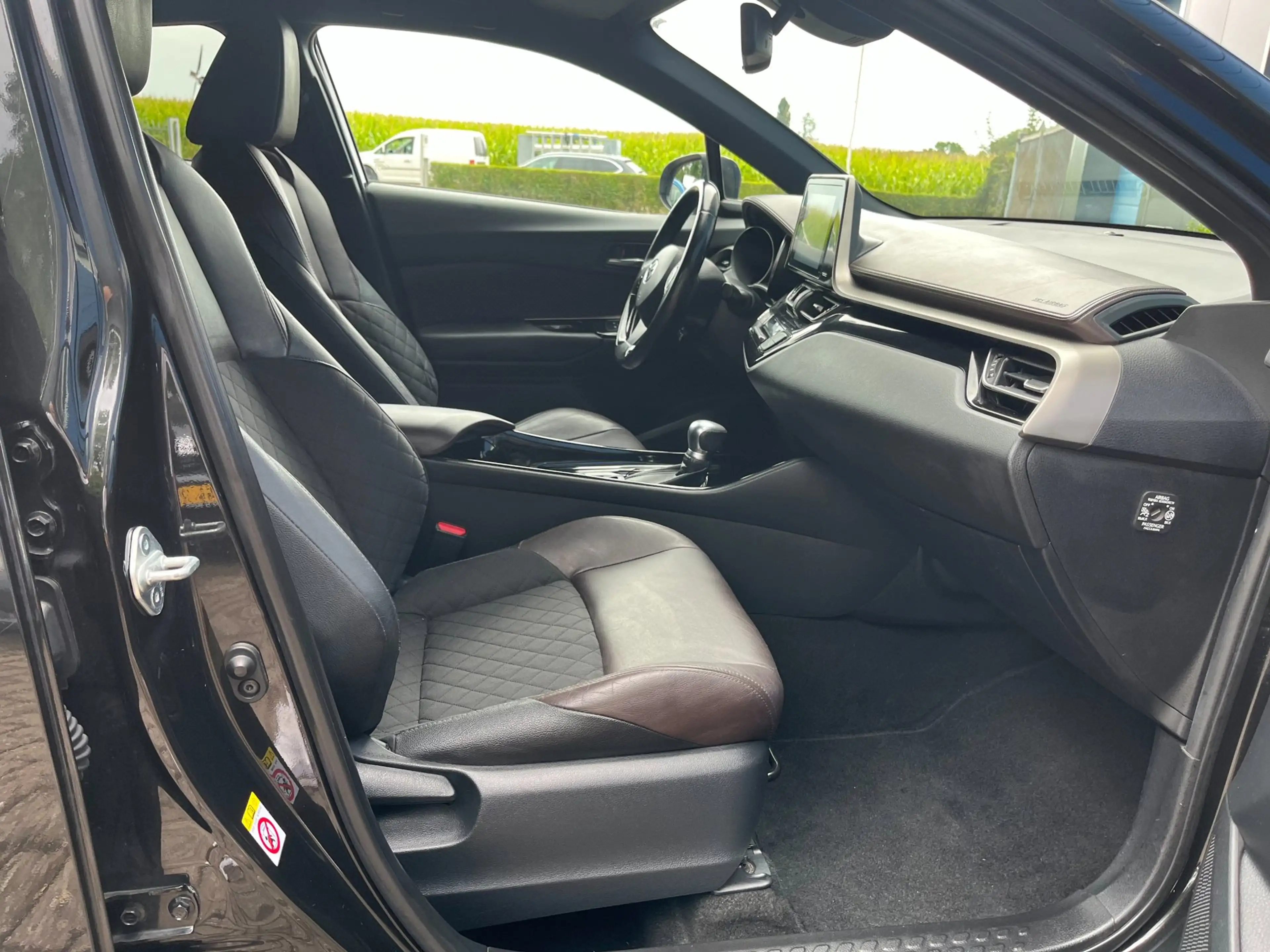 Toyota C-HR 1.8 Hybrid Executive|Navi. — photo 5