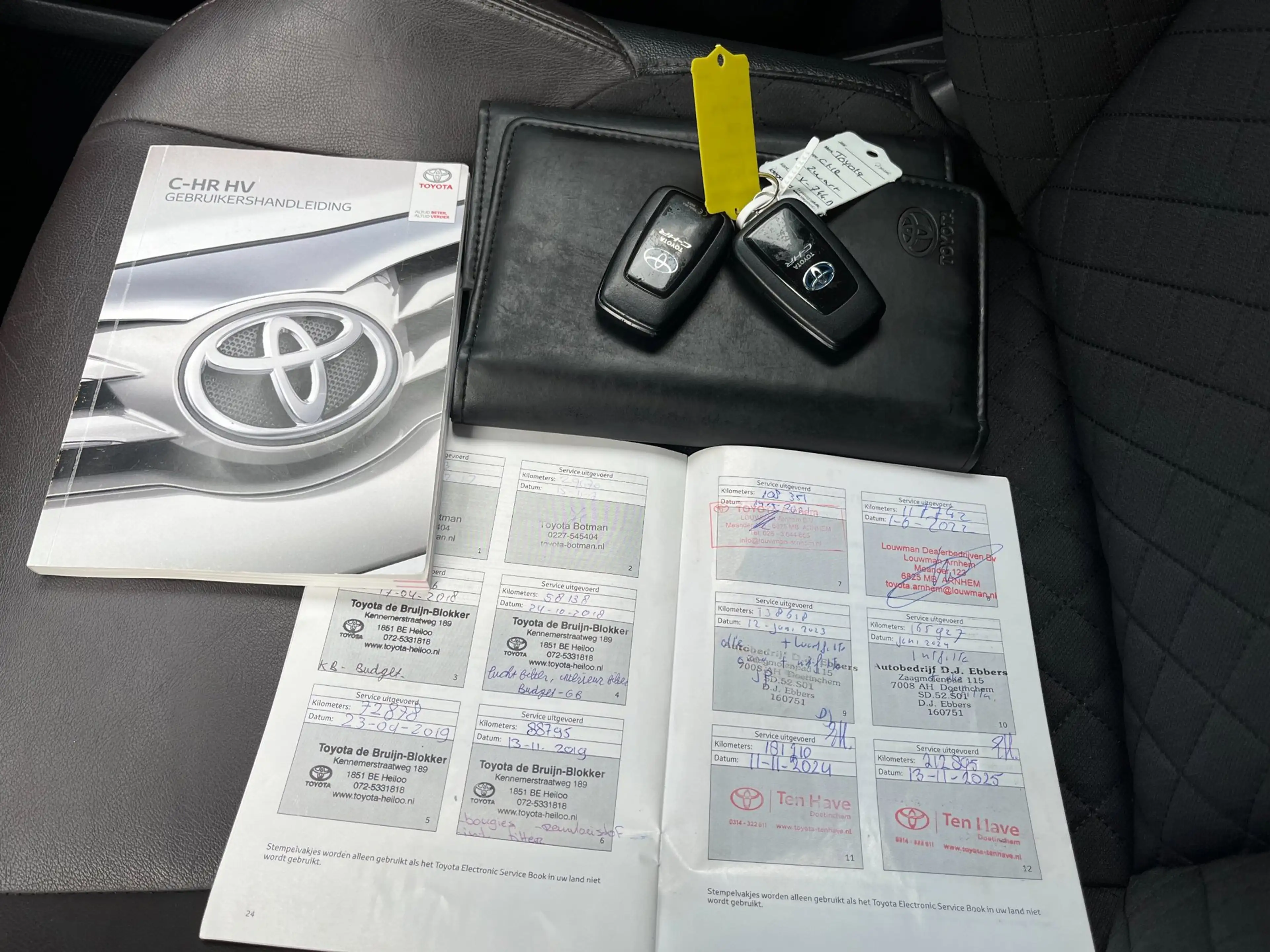 Toyota C-HR 1.8 Hybrid Executive|Navi. — photo 15
